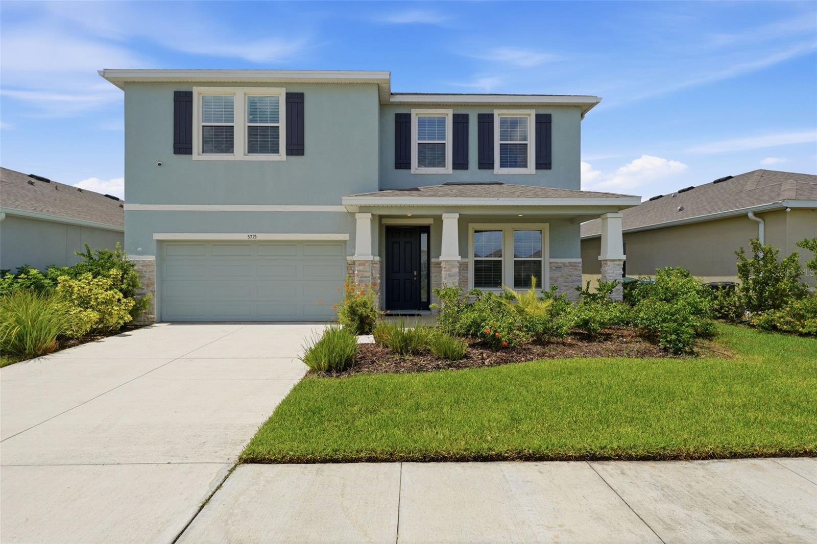 Single Family Residence in SARASOTA, FL - Daniel Dourado