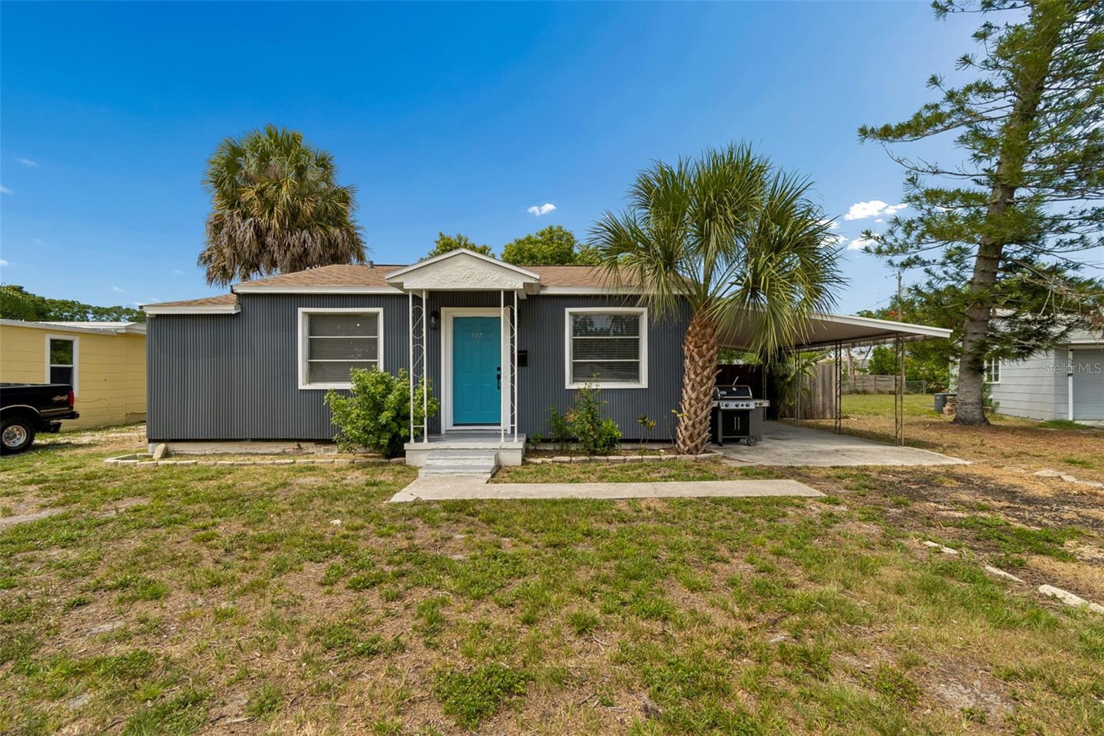 Single Family Residence em ST PETERSBURG, FL - Daniel Dourado