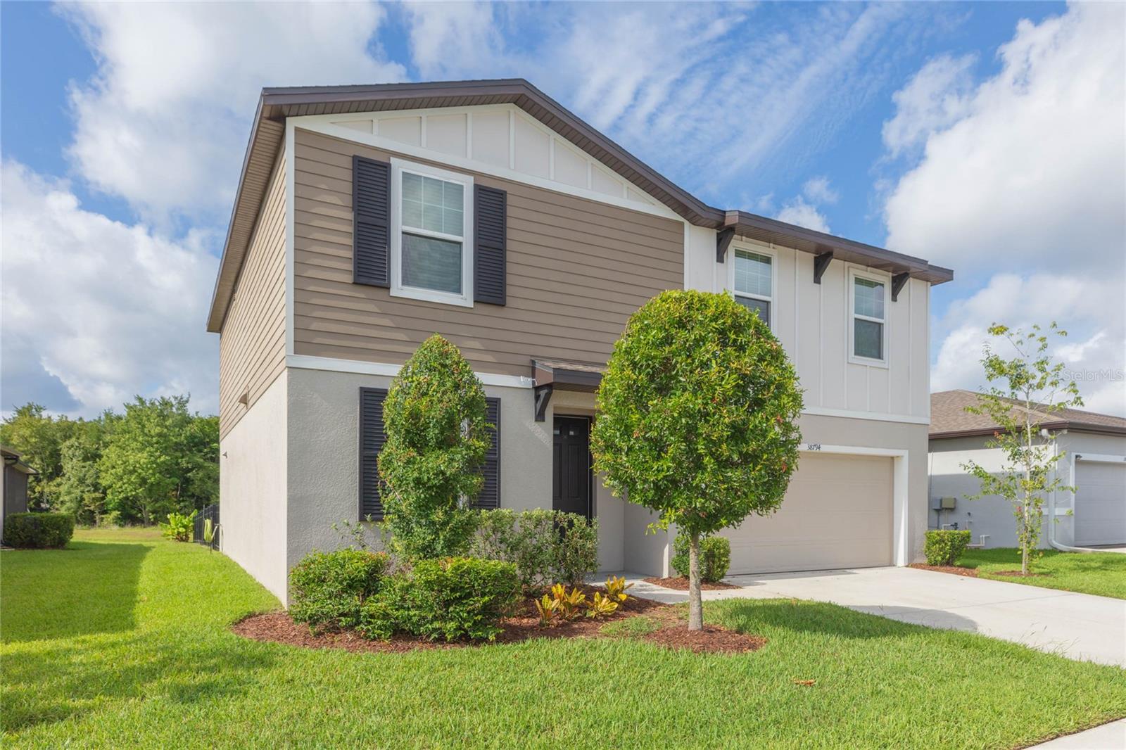 Single Family Residence em ZEPHYRHILLS, FL - Daniel Dourado
