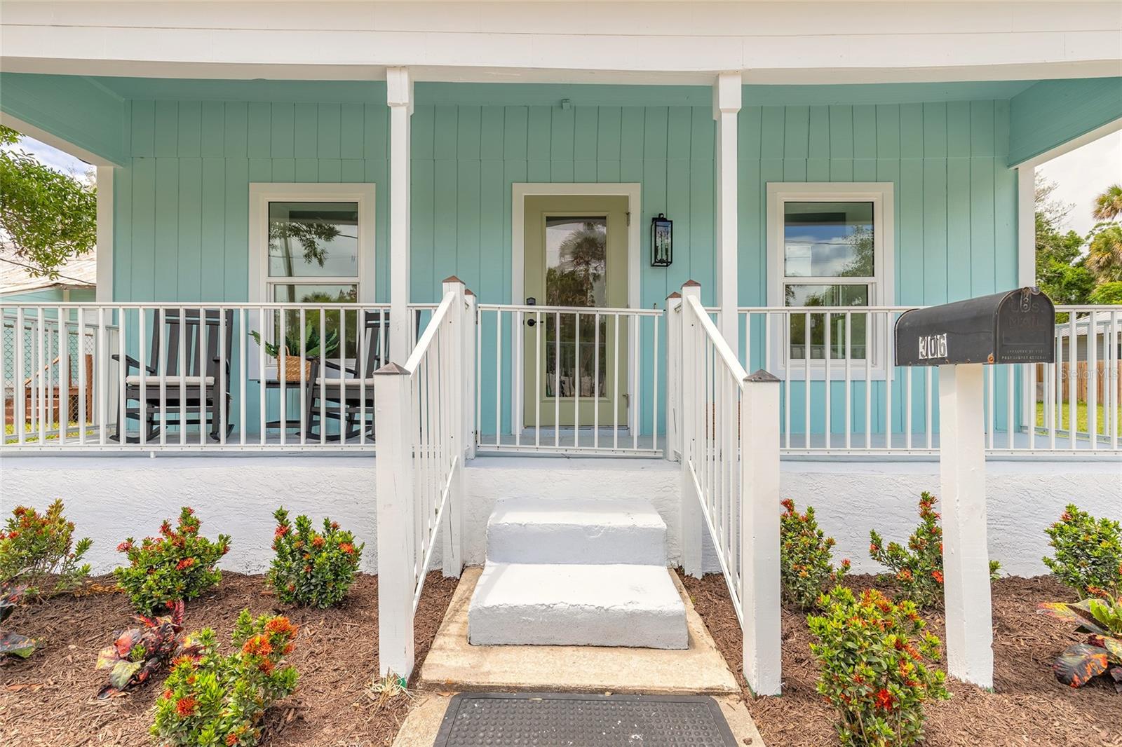 Single Family Residence in NEW SMYRNA BEACH, FL - Daniel Dourado