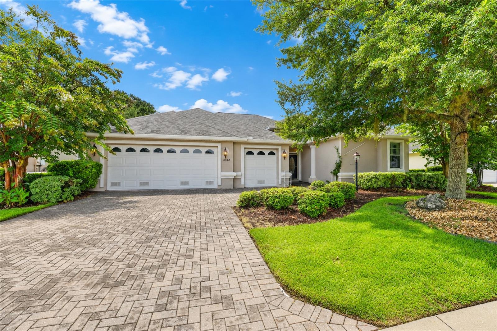 Single Family Residence in OCALA, FL - Daniel Dourado