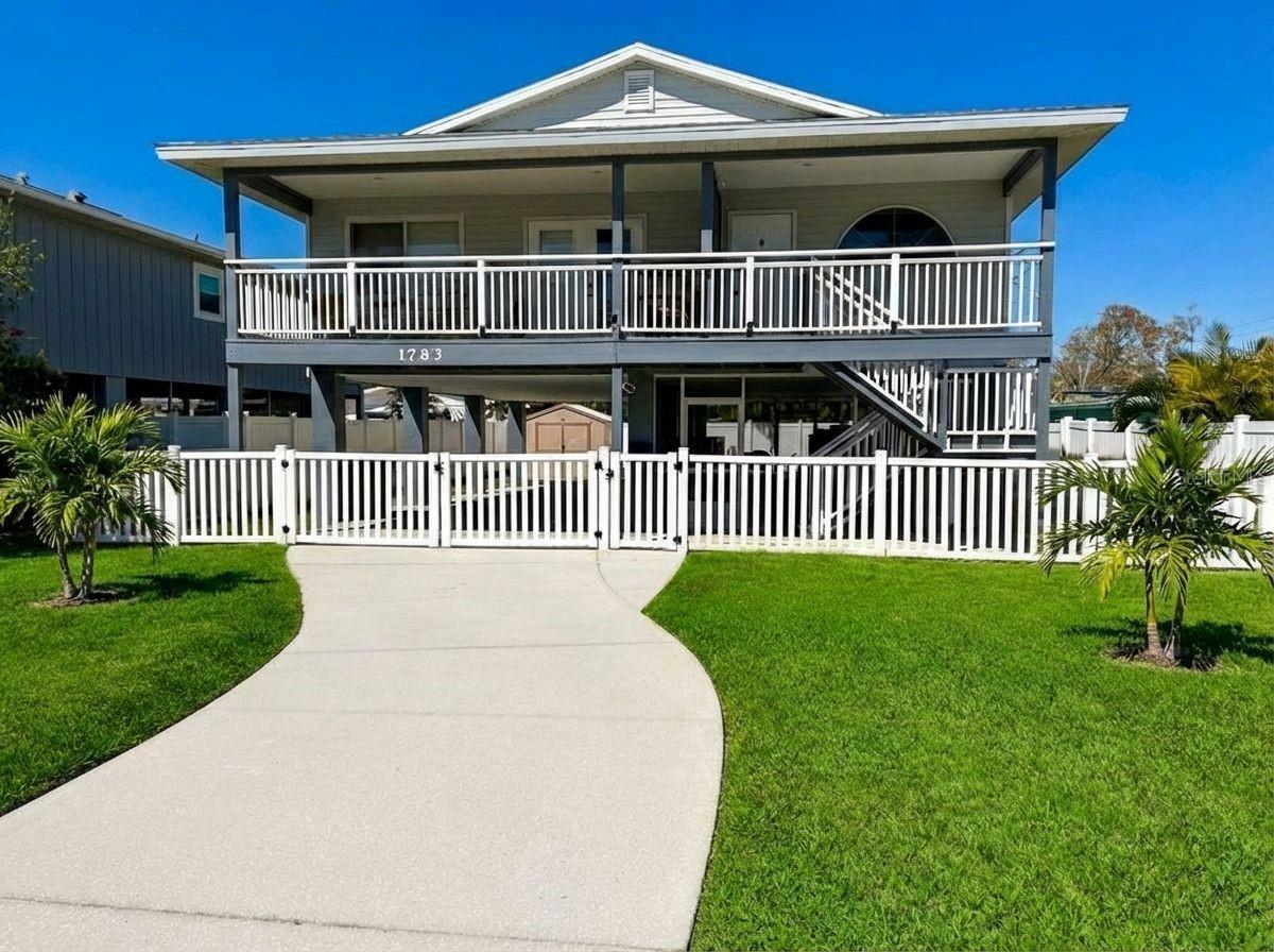 Single Family Residence em ST PETERSBURG, FL - Daniel Dourado
