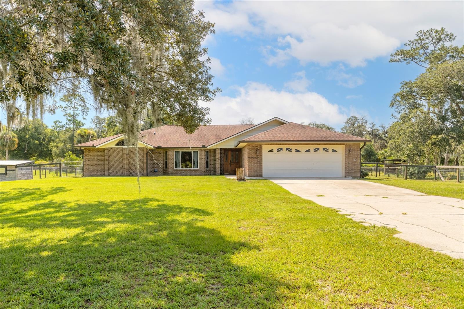Single Family Residence in NEW SMYRNA BEACH, FL - Daniel Dourado