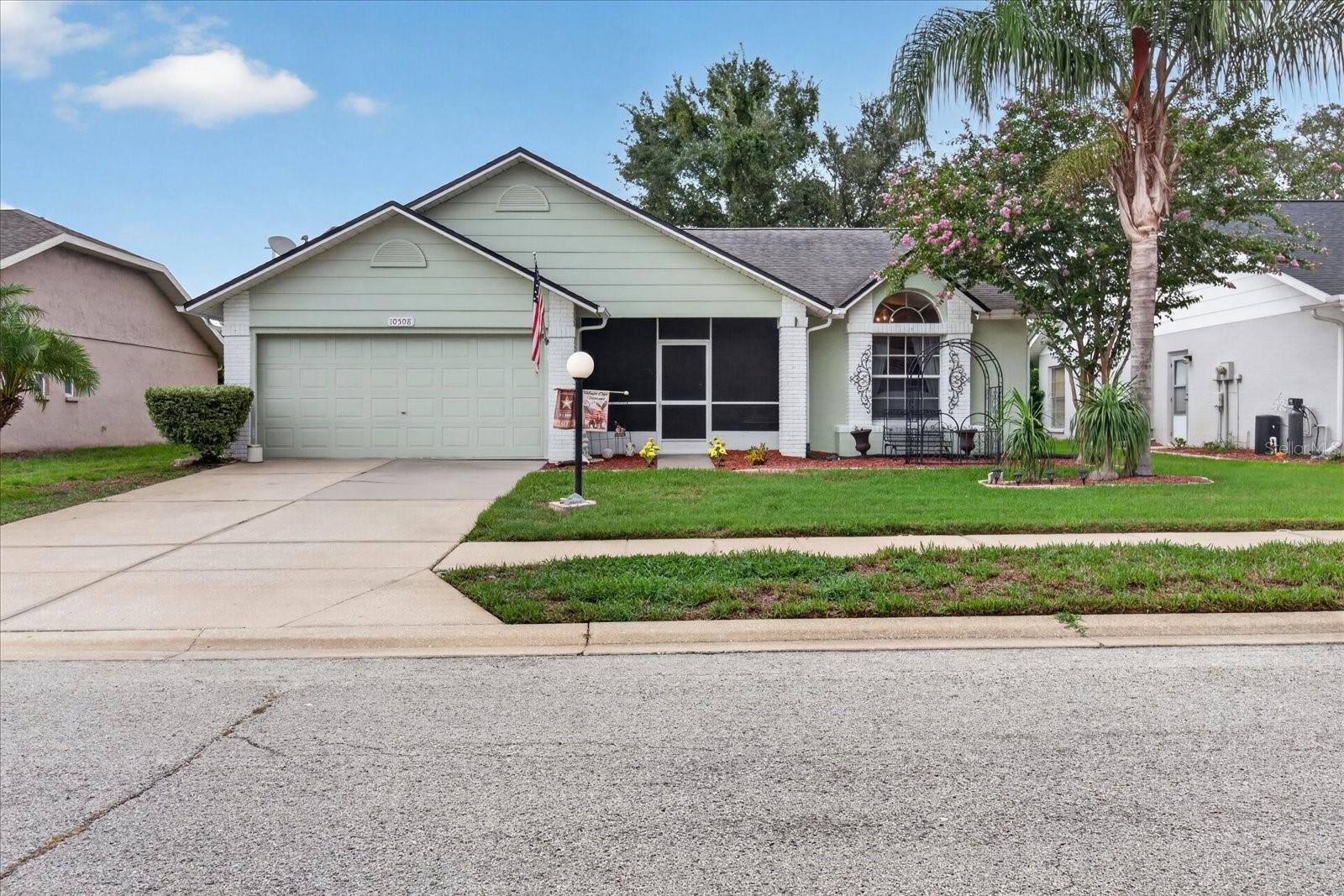 Single Family Residence in PORT RICHEY, FL - Daniel Dourado