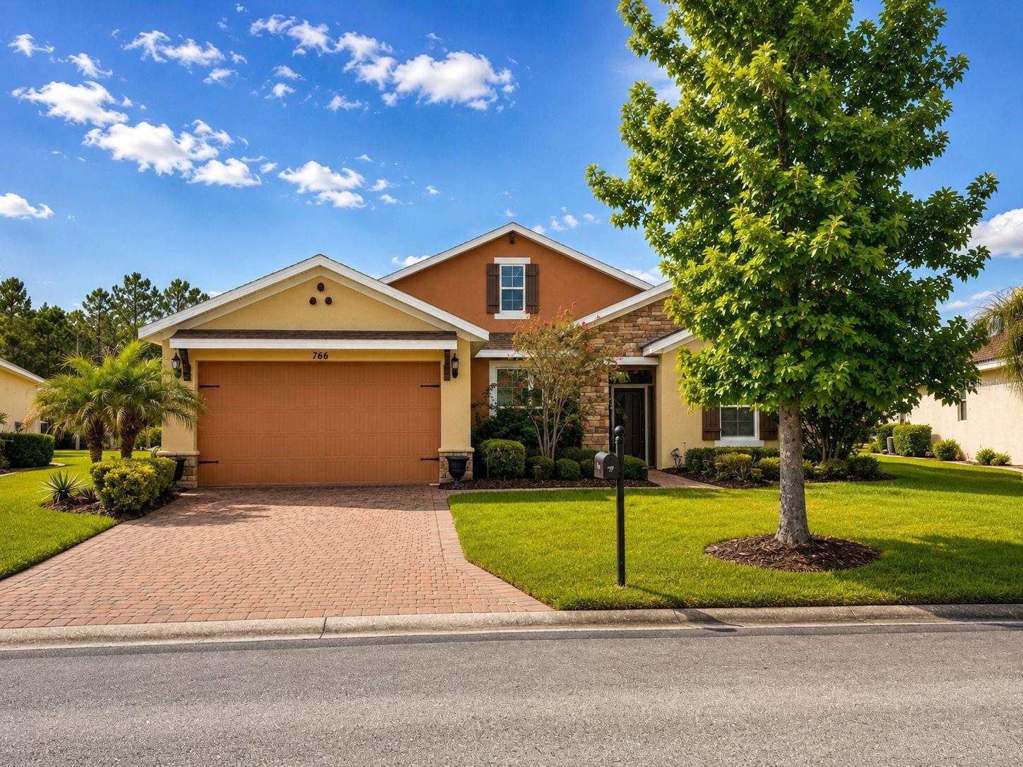 Single Family Residence em KISSIMMEE, FL - Daniel Dourado