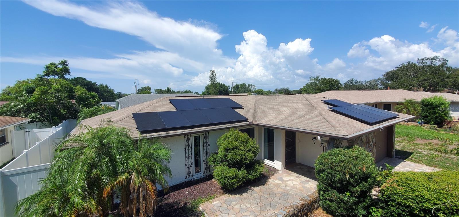 Single Family Residence in PORT RICHEY, FL - Daniel Dourado