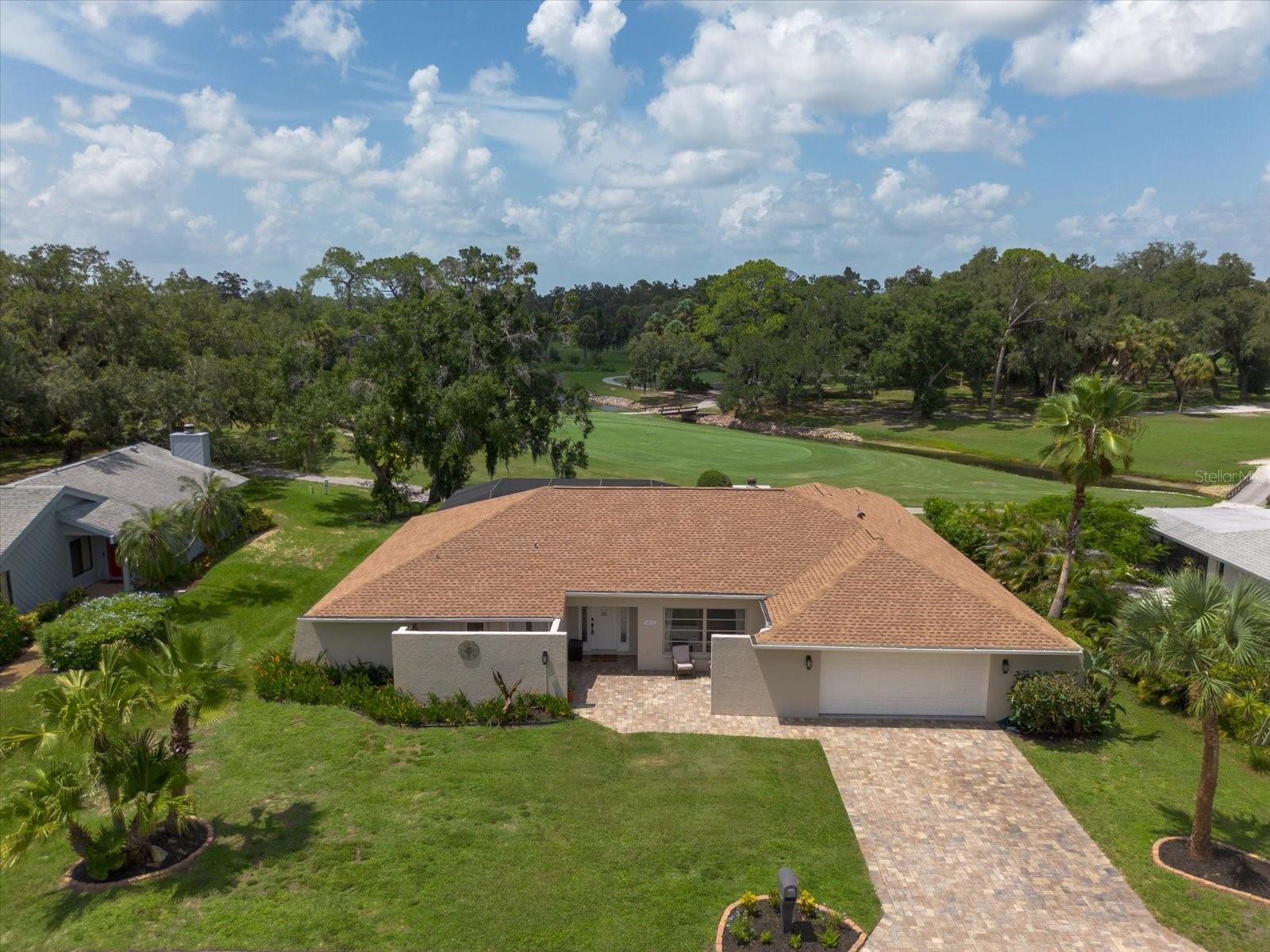 Single Family Residence in SARASOTA, FL - Daniel Dourado