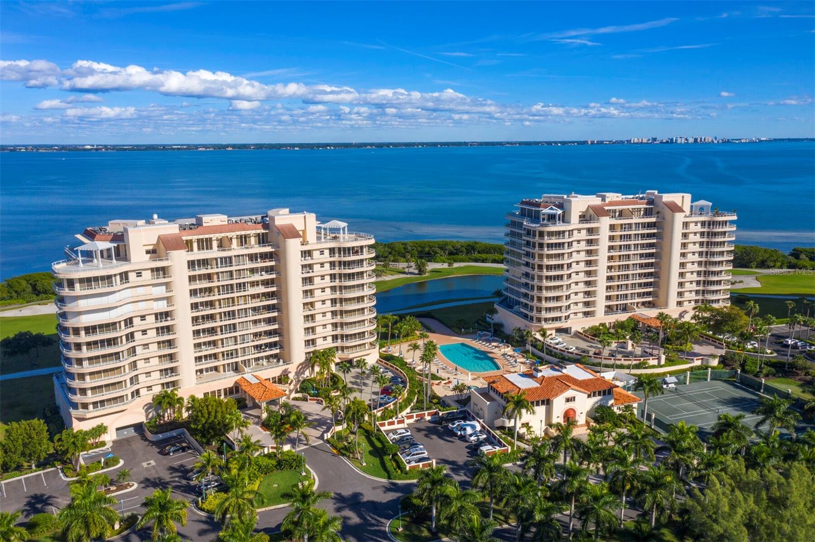 Condominium in LONGBOAT KEY, FL - Daniel Dourado