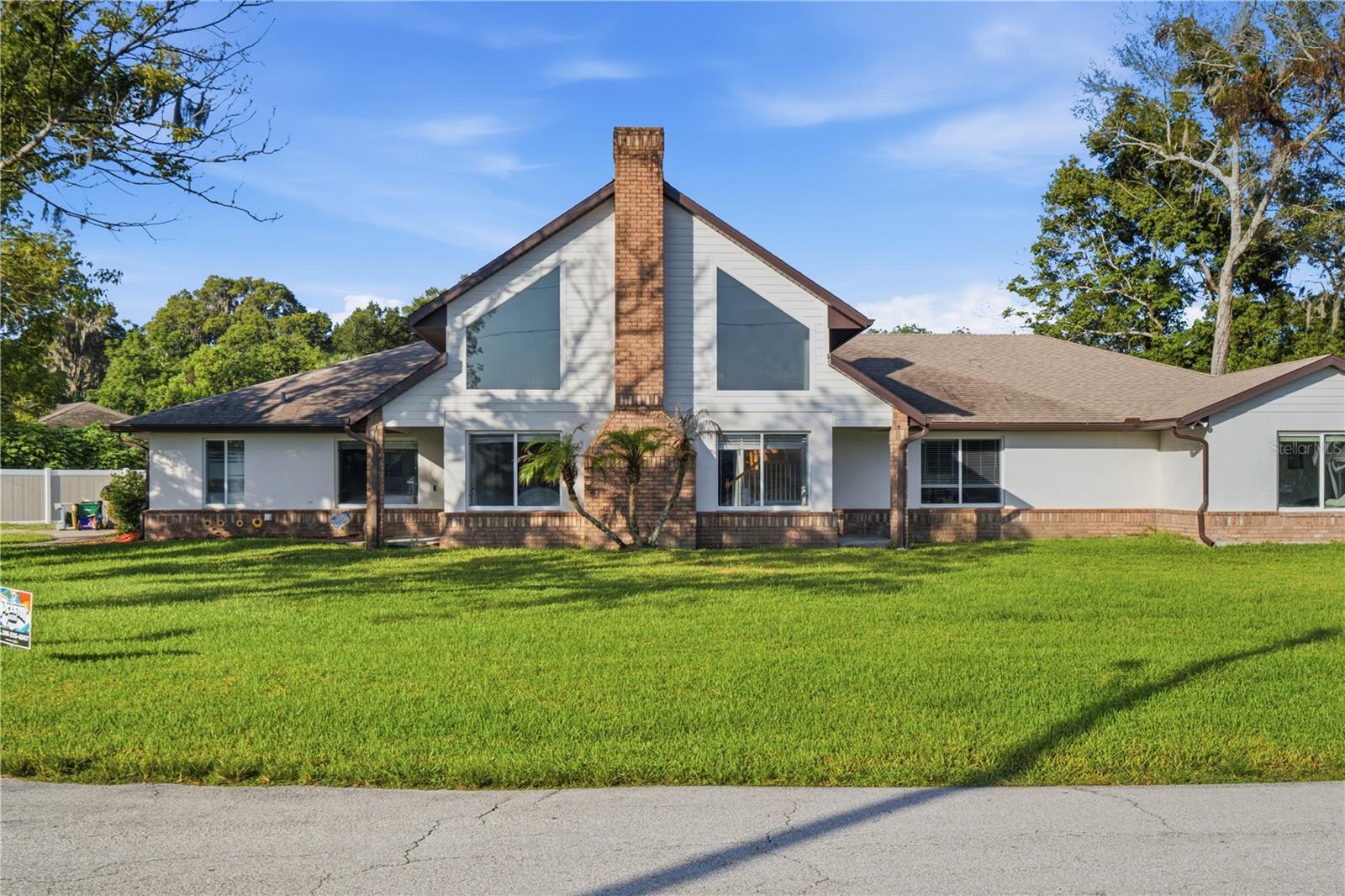 Single Family Residence in LAKE HELEN, FL - Daniel Dourado