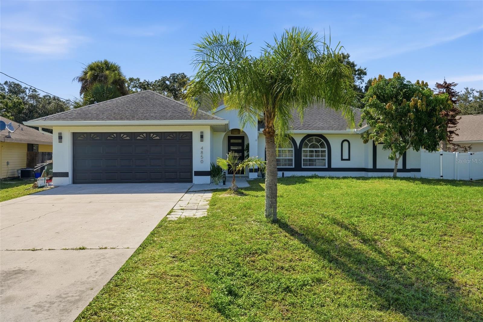 Single Family Residence em NORTH PORT, FL - Daniel Dourado