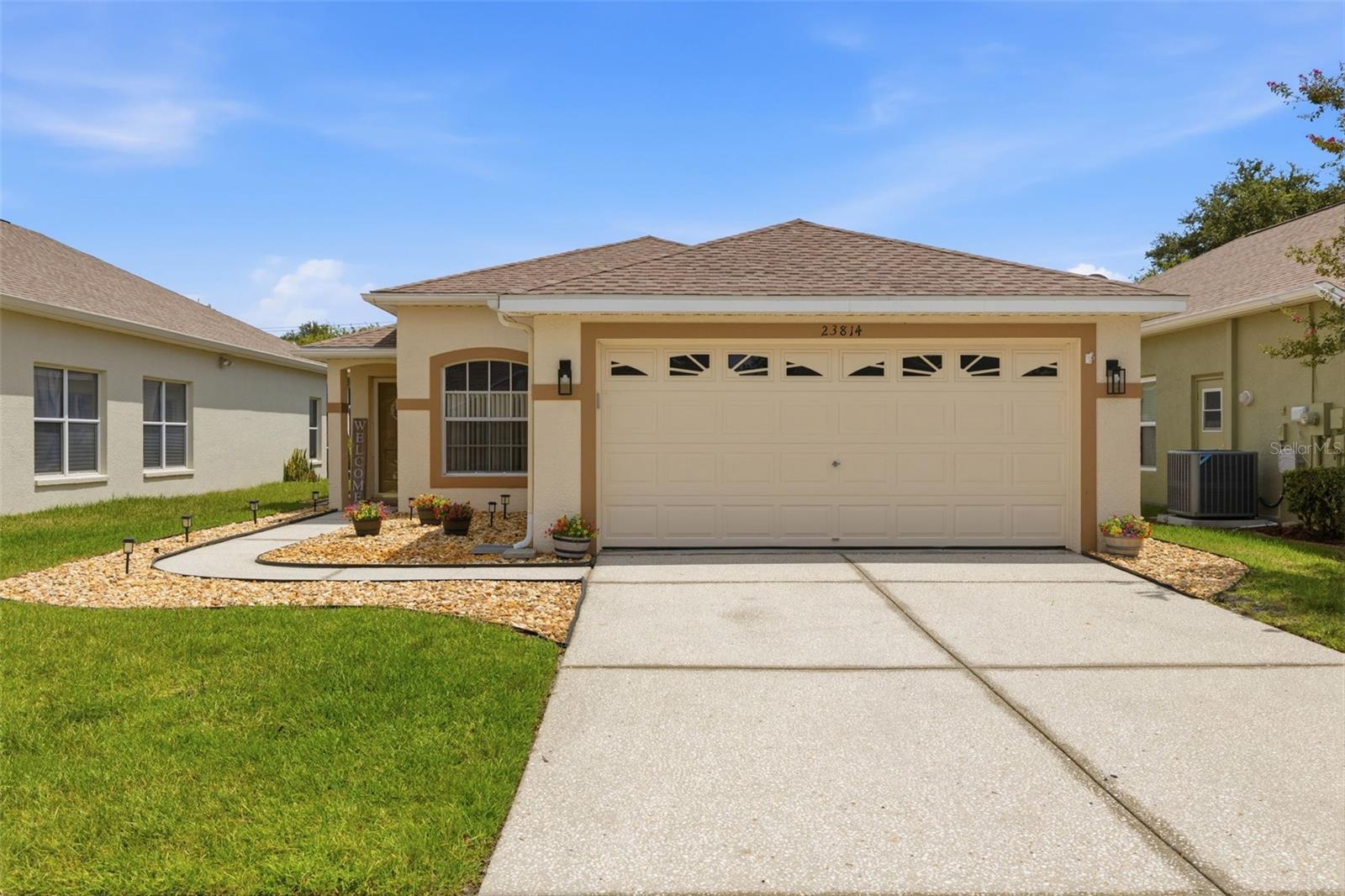 Single Family Residence in LAND O LAKES, FL - Daniel Dourado