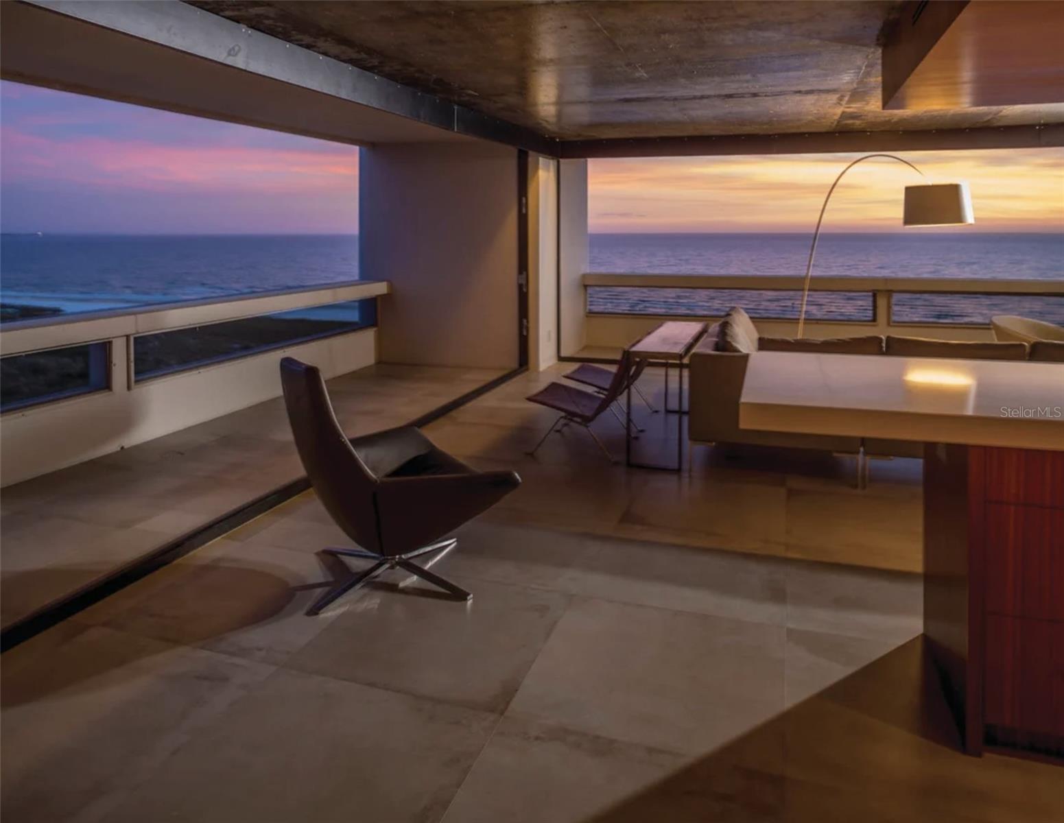 Condominium in SARASOTA, FL - Daniel Dourado