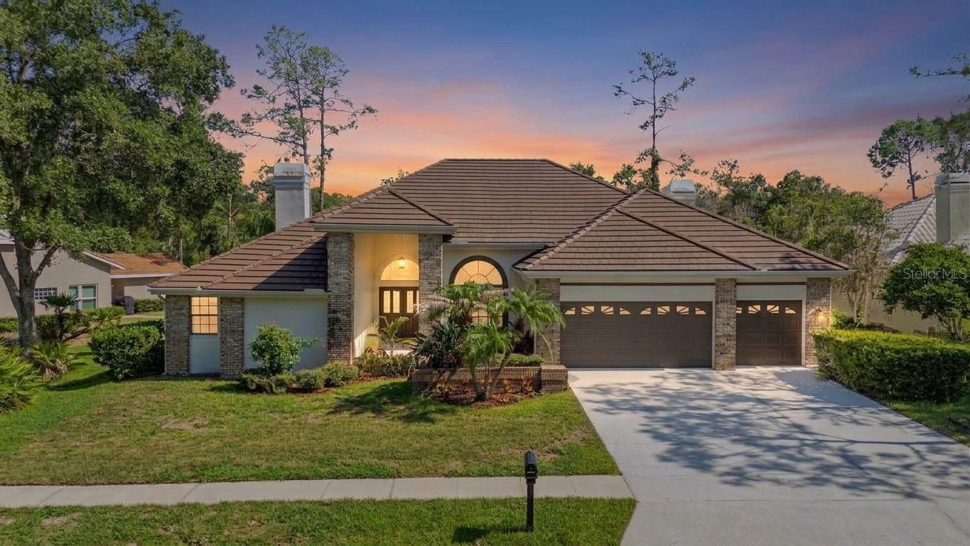 Single Family Residence em OLDSMAR, FL - Daniel Dourado
