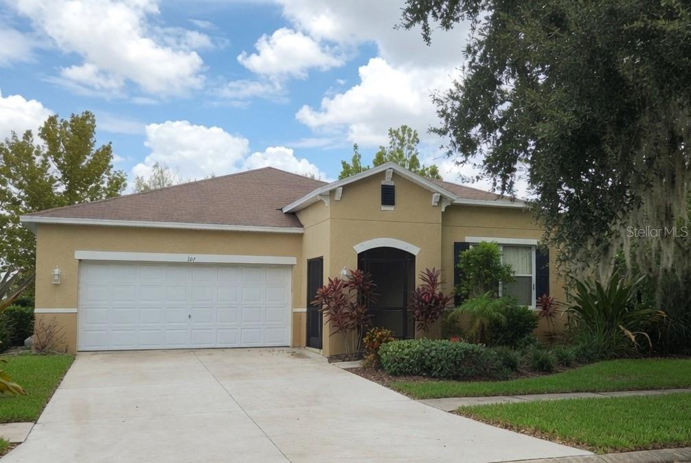 Single Family Residence em APOLLO BEACH, FL - Daniel Dourado