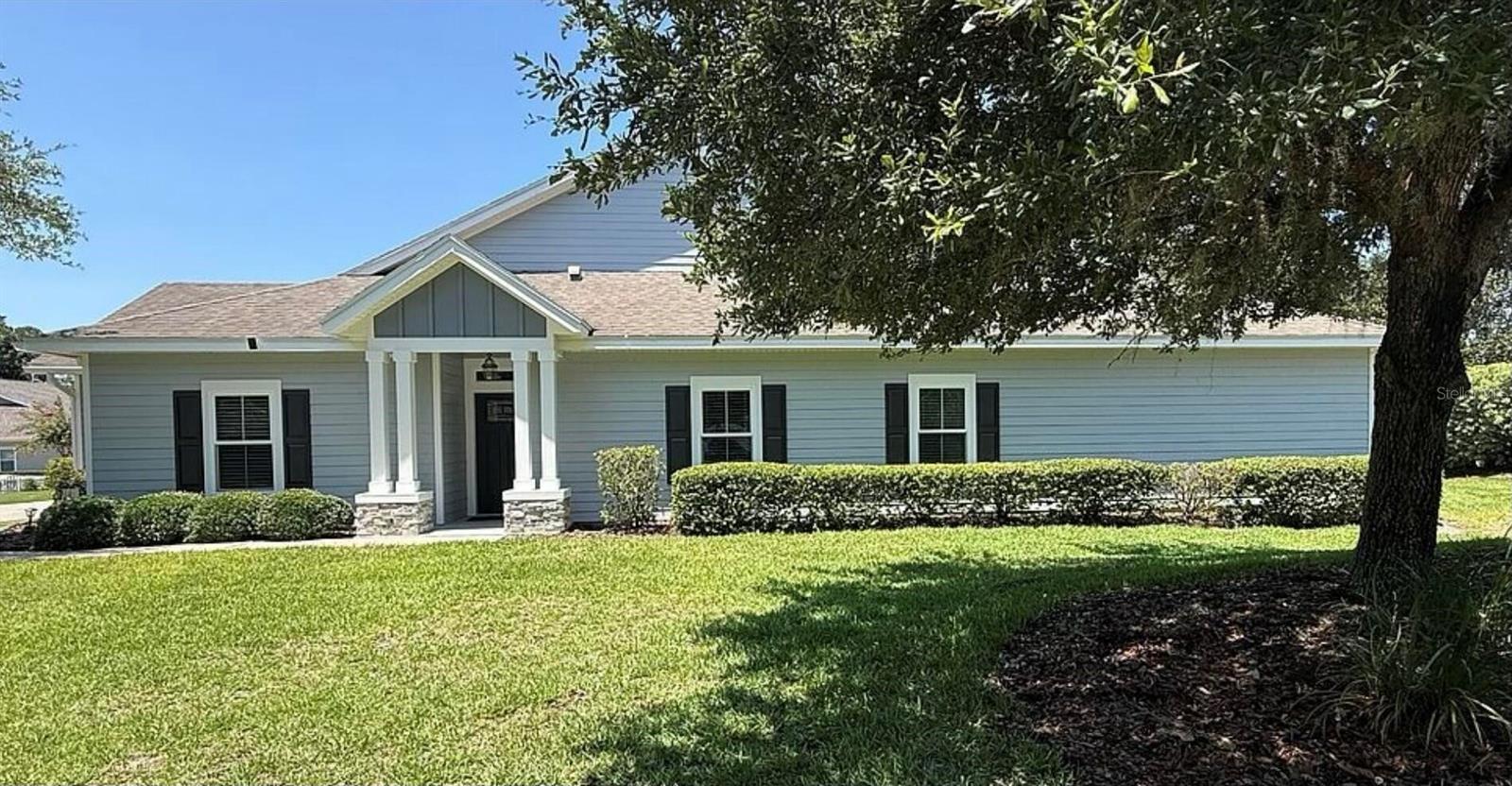 Single Family Residence em NEWBERRY, FL - Daniel Dourado