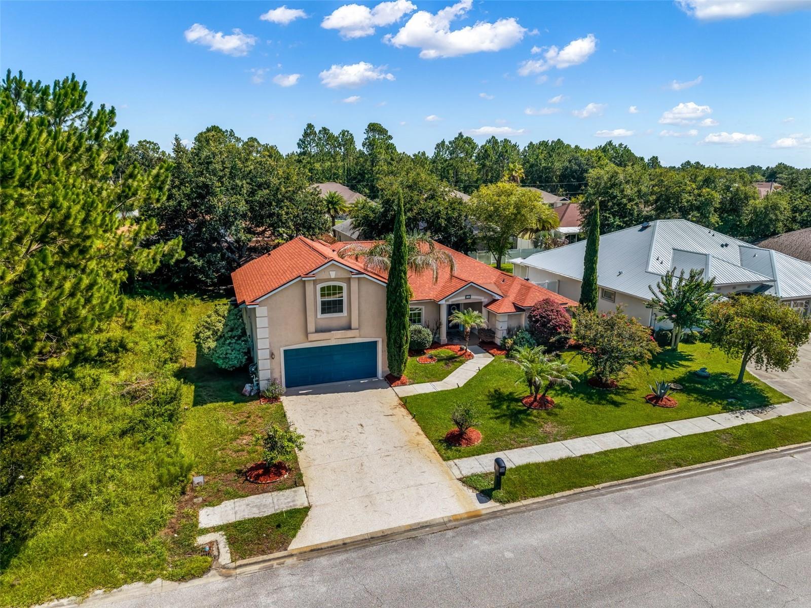 Single Family Residence in PALM COAST, FL - Daniel Dourado