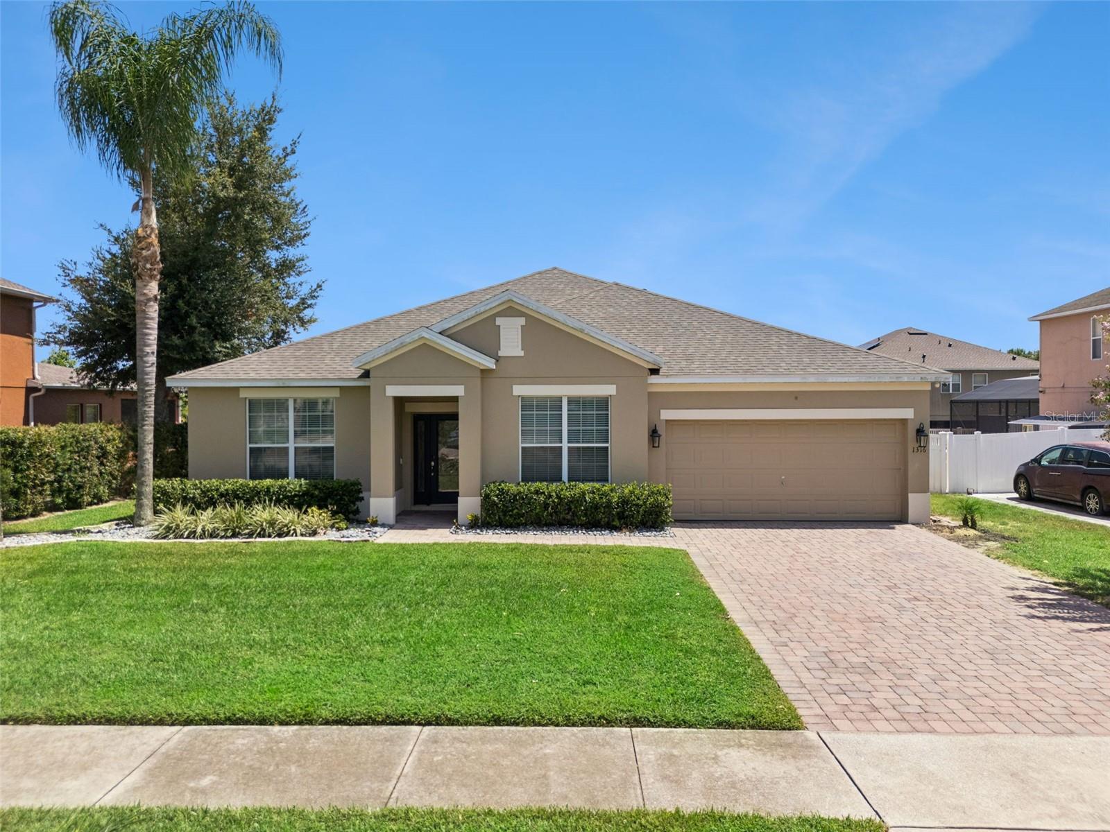Single Family Residence in APOPKA, FL - Daniel Dourado