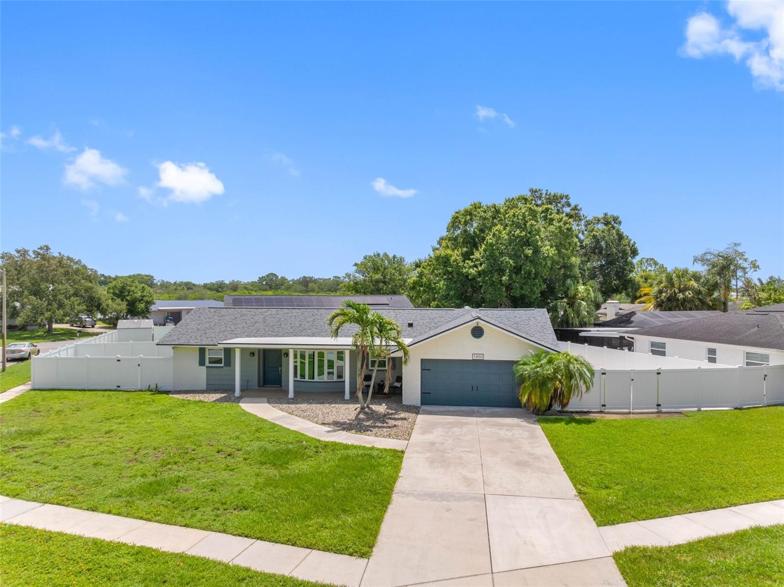 Single Family Residence in CLEARWATER, FL - Daniel Dourado