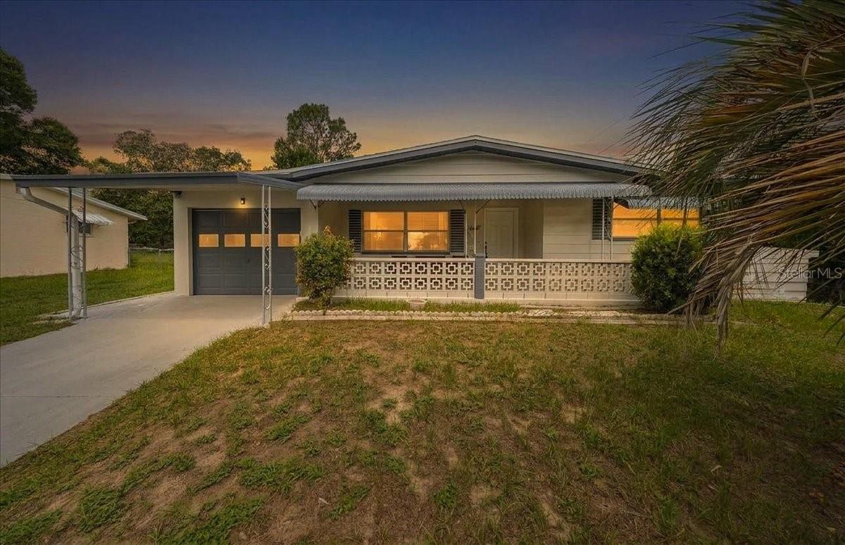 Single Family Residence in BEVERLY HILLS, FL - Daniel Dourado
