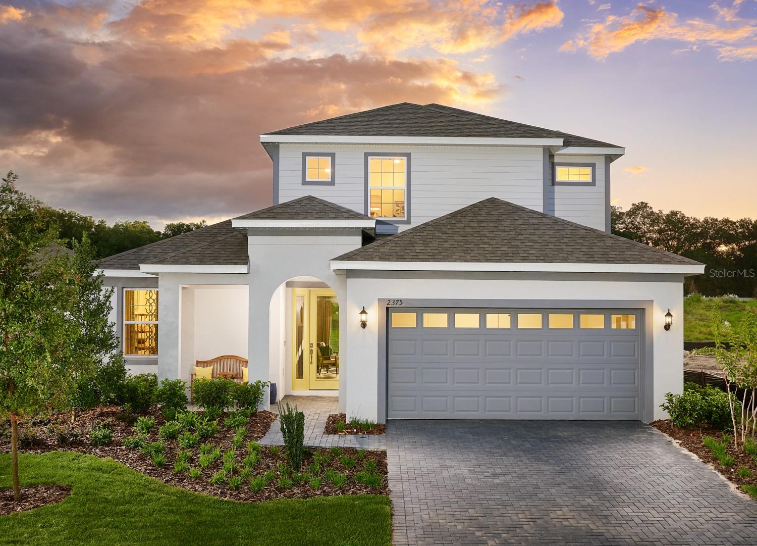 Single Family Residence in MOUNT DORA, FL - Daniel Dourado