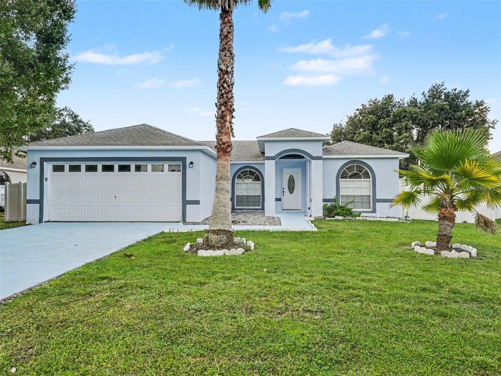 Single Family Residence in POINCIANA, FL - Daniel Dourado