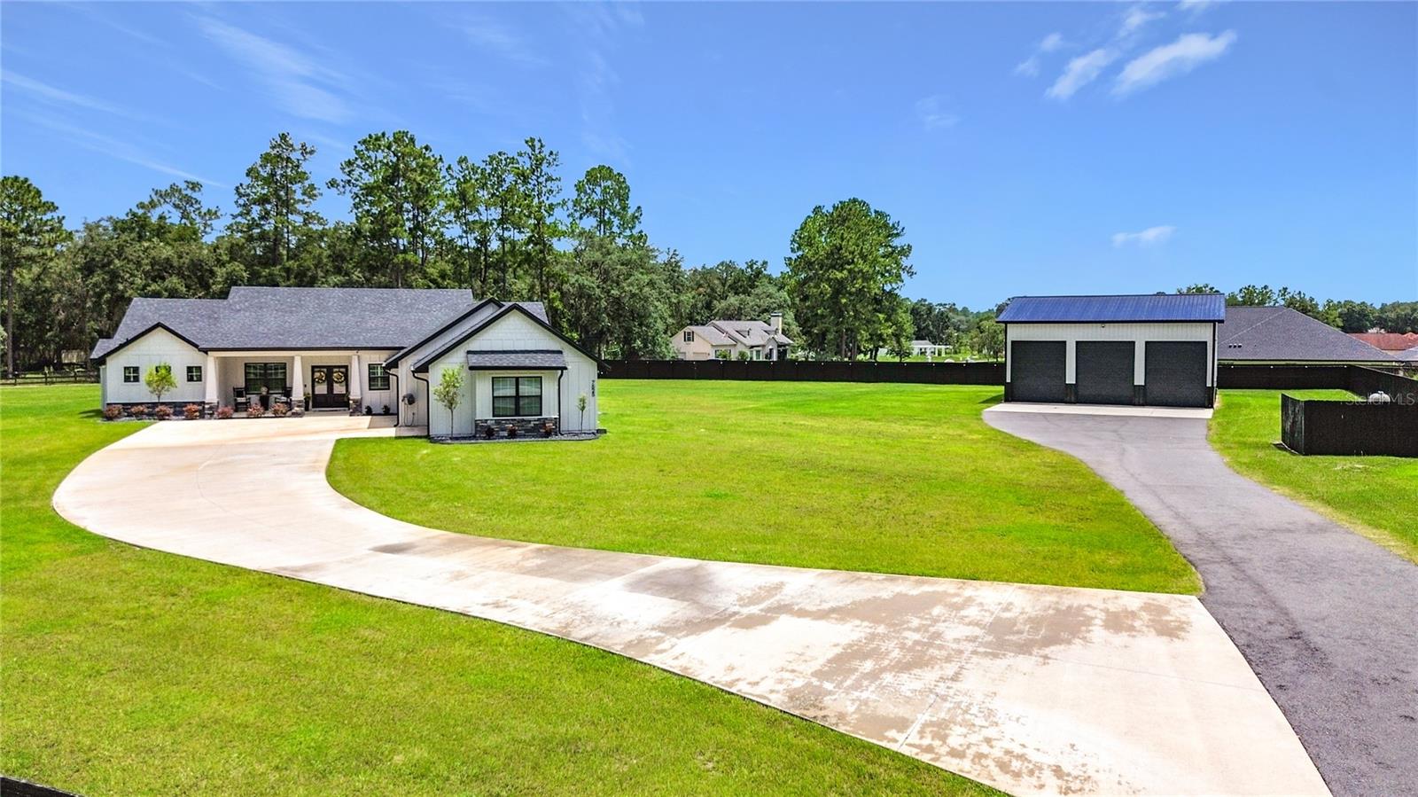 Single Family Residence em ANTHONY, FL - Daniel Dourado