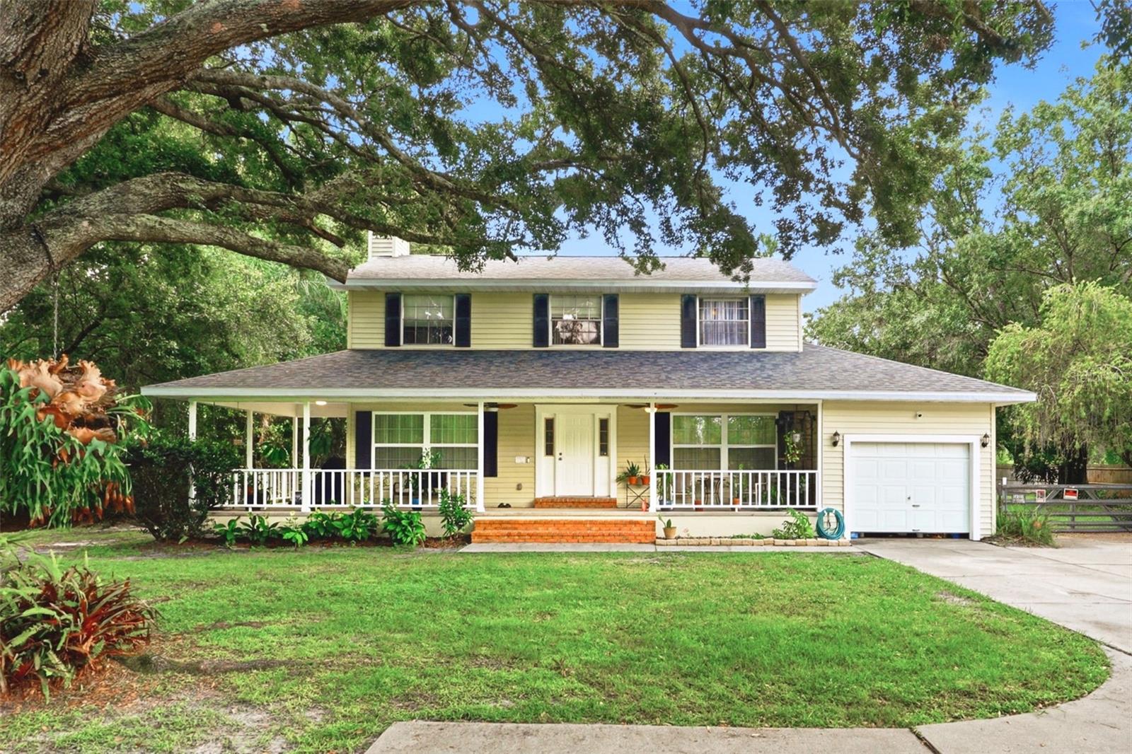 Single Family Residence in KISSIMMEE, FL - Daniel Dourado