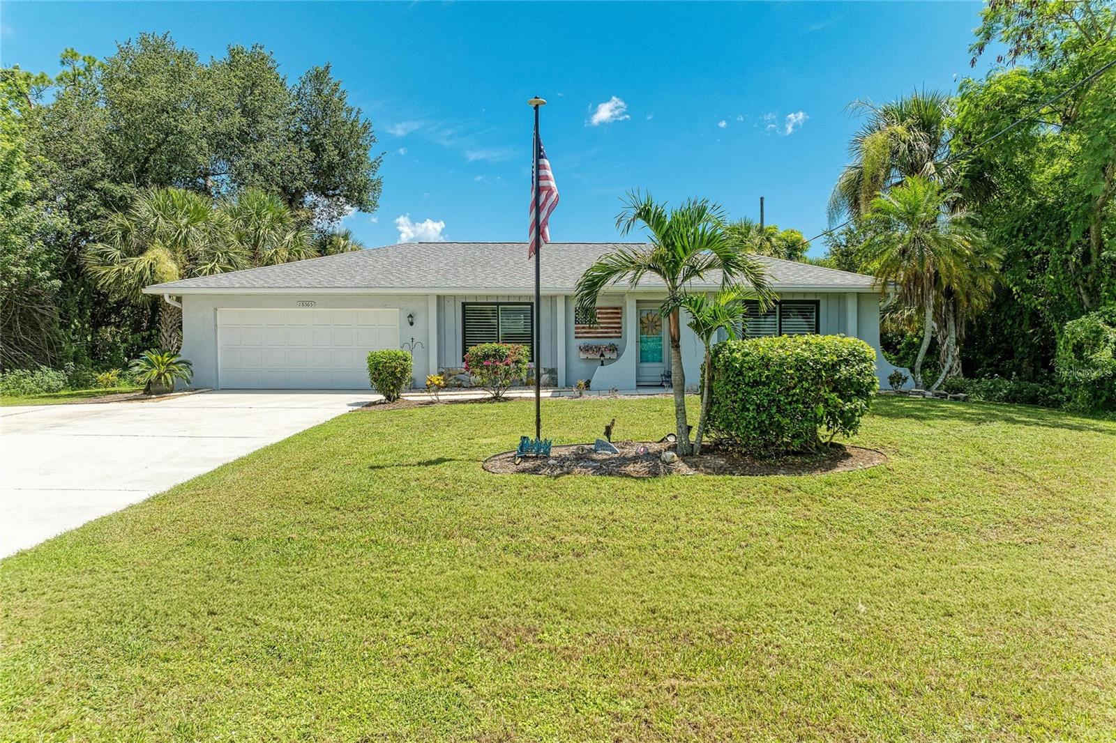 Single Family Residence in PORT CHARLOTTE, FL - Daniel Dourado