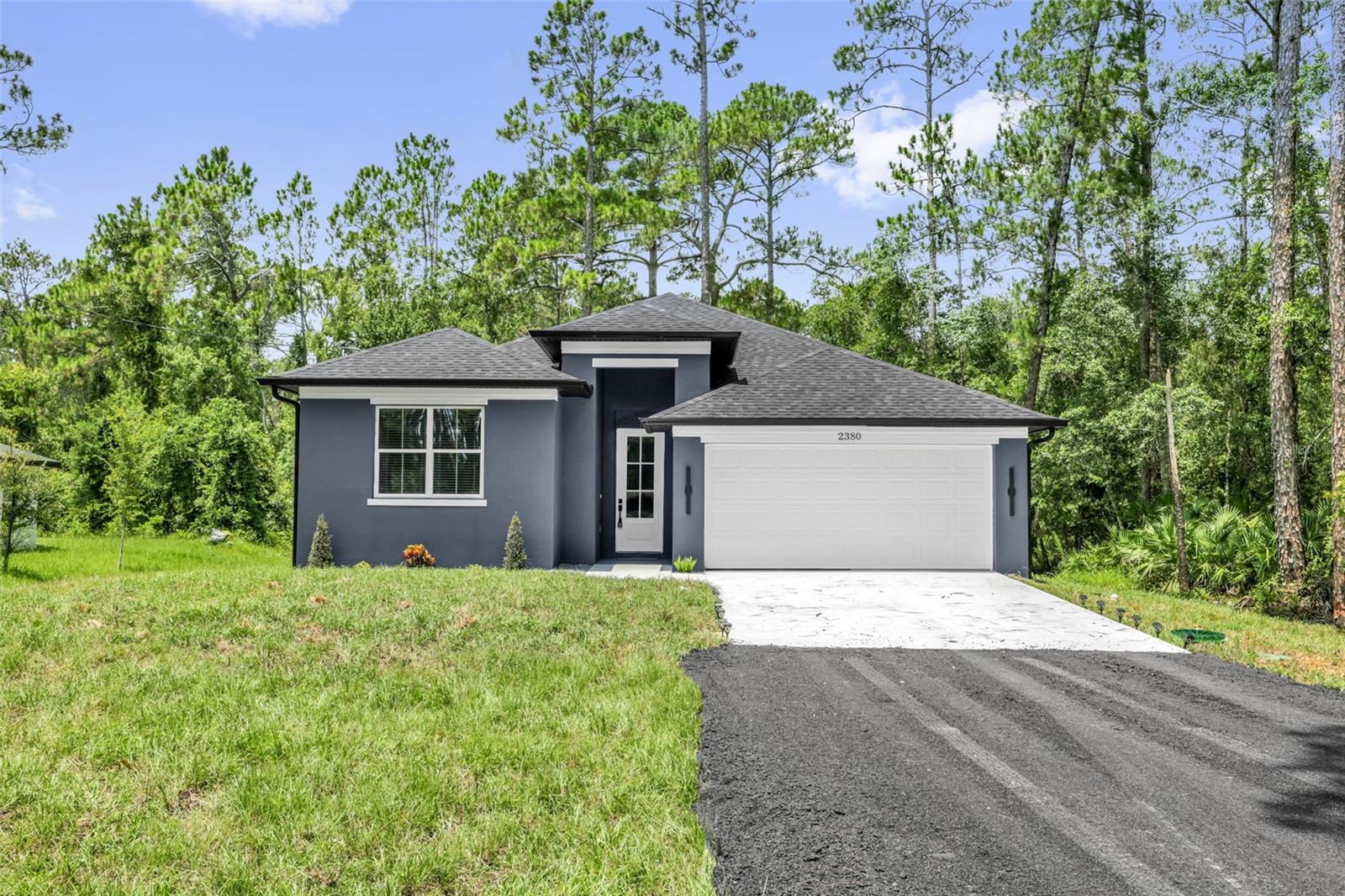Single Family Residence em DELAND, FL - Daniel Dourado