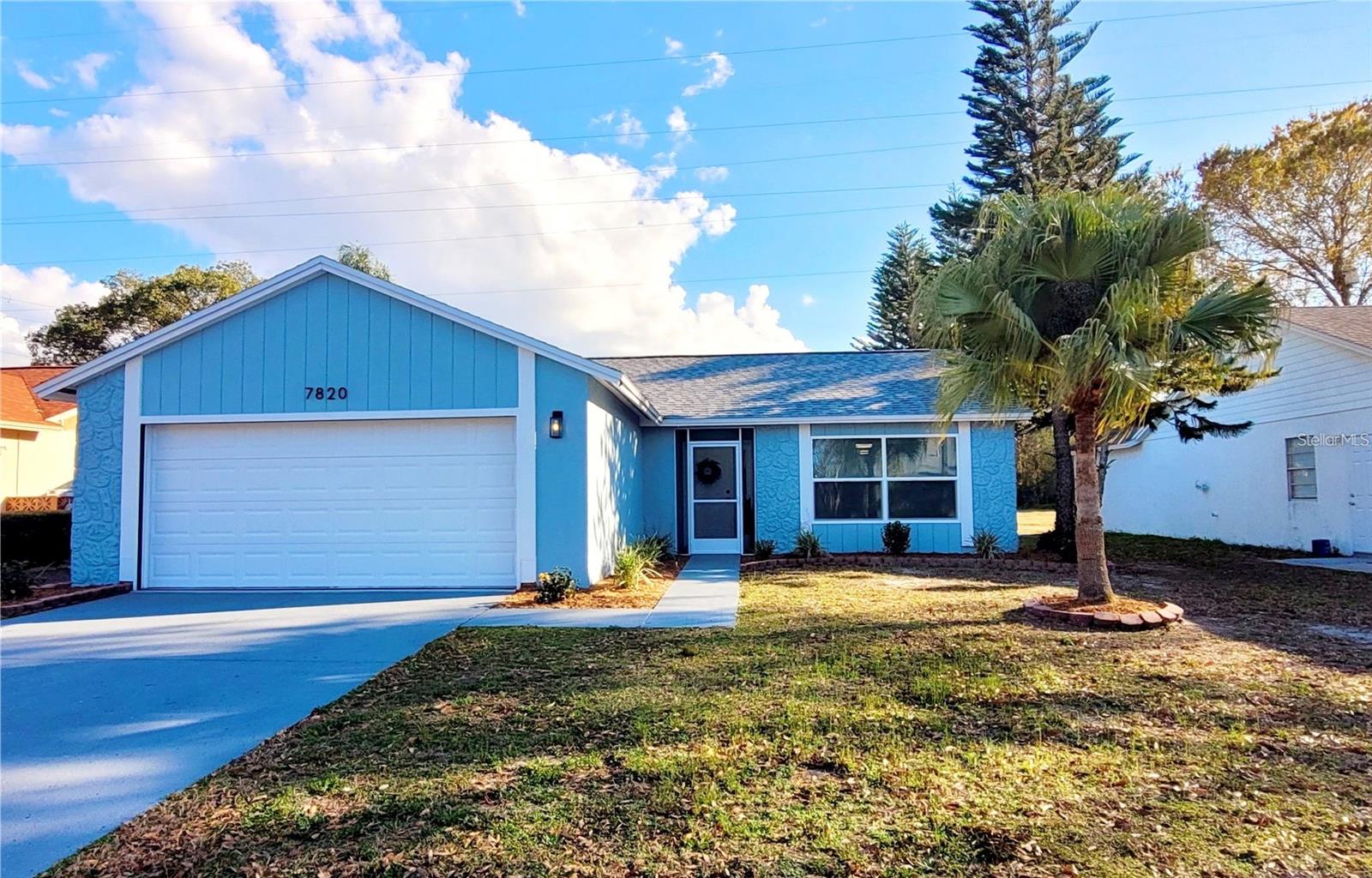 Single Family Residence in NEW PORT RICHEY, FL - Daniel Dourado