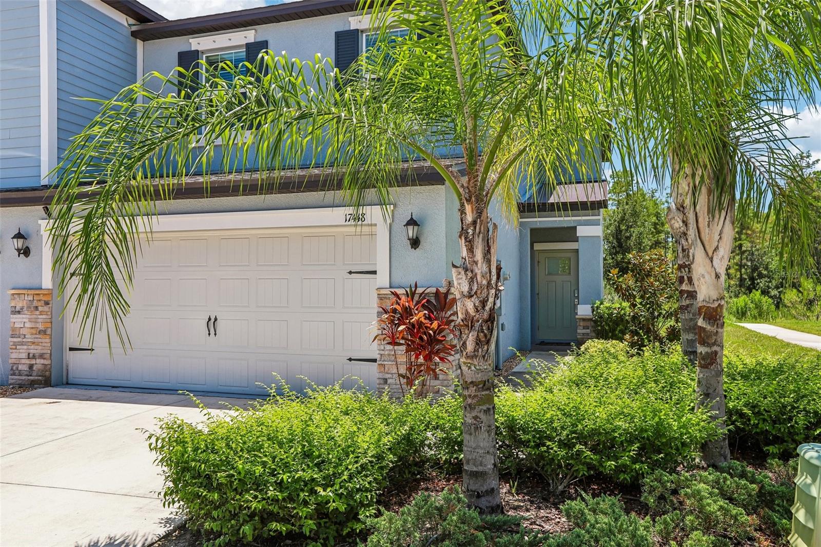 Townhouse in LUTZ, FL - Daniel Dourado
