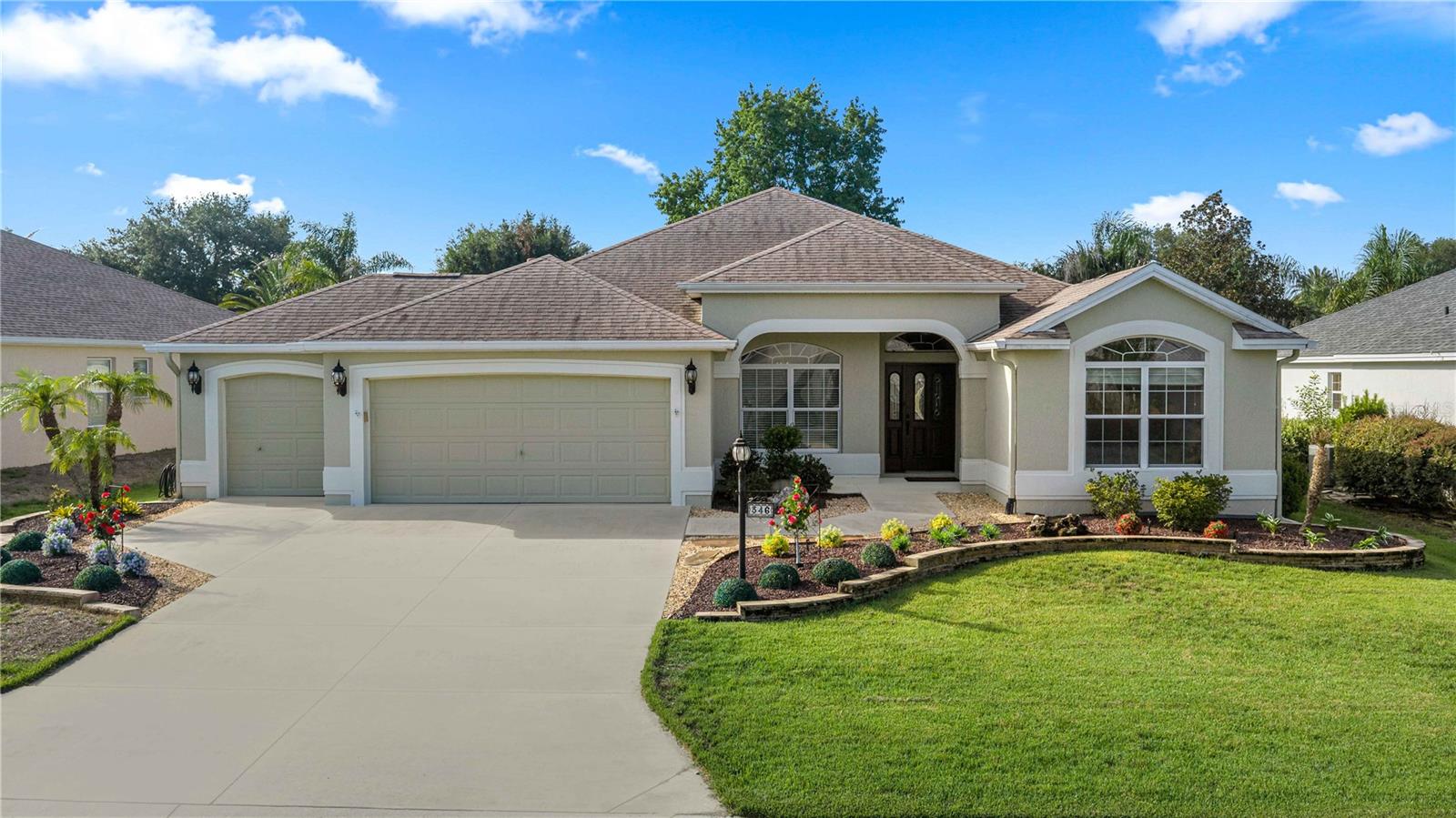 Single Family Residence in THE VILLAGES, FL - Daniel Dourado