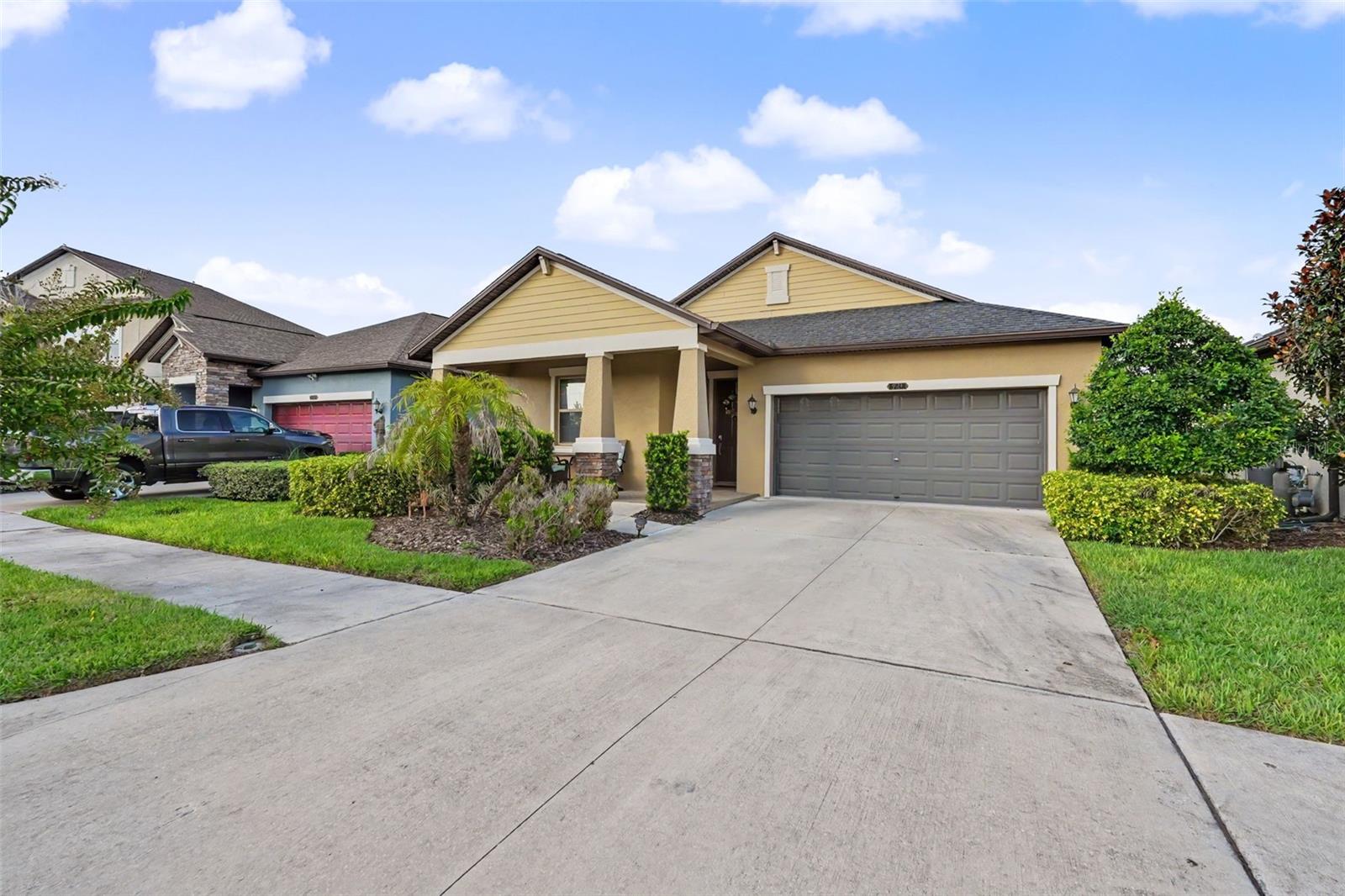 Single Family Residence in LAND O LAKES, FL - Daniel Dourado