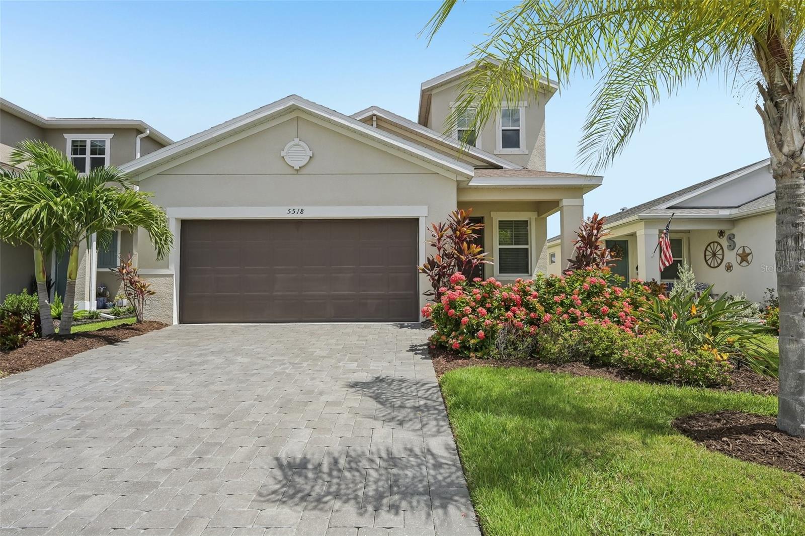 Single Family Residence in PALMETTO, FL - Daniel Dourado