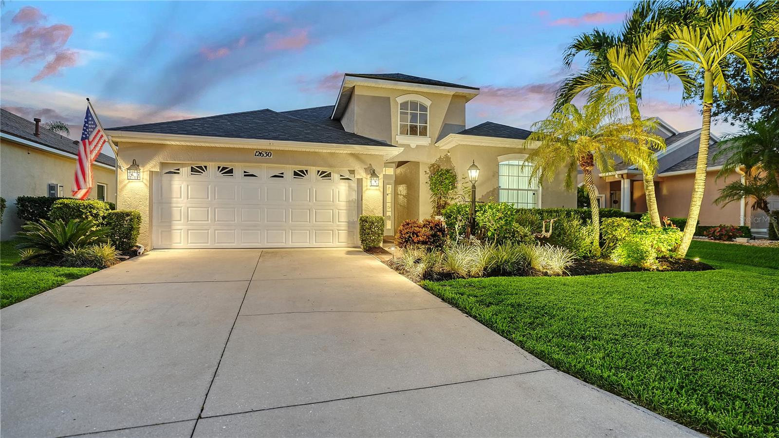 Single Family Residence in LAKEWOOD RANCH, FL - Daniel Dourado