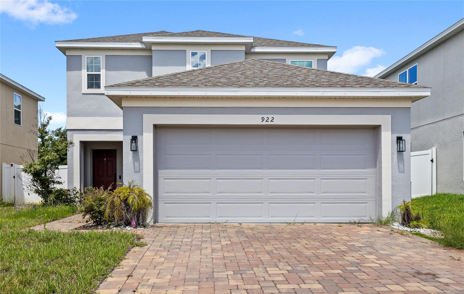 Single Family Residence in DAVENPORT, FL - Daniel Dourado