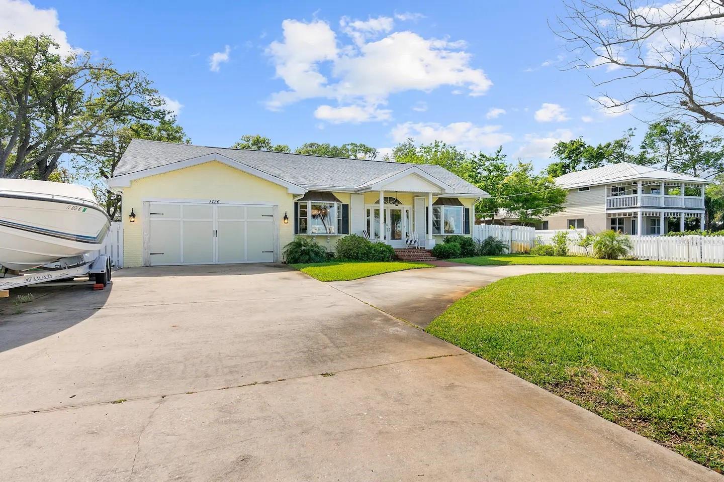 Single Family Residence em DAYTONA BEACH, FL - Daniel Dourado