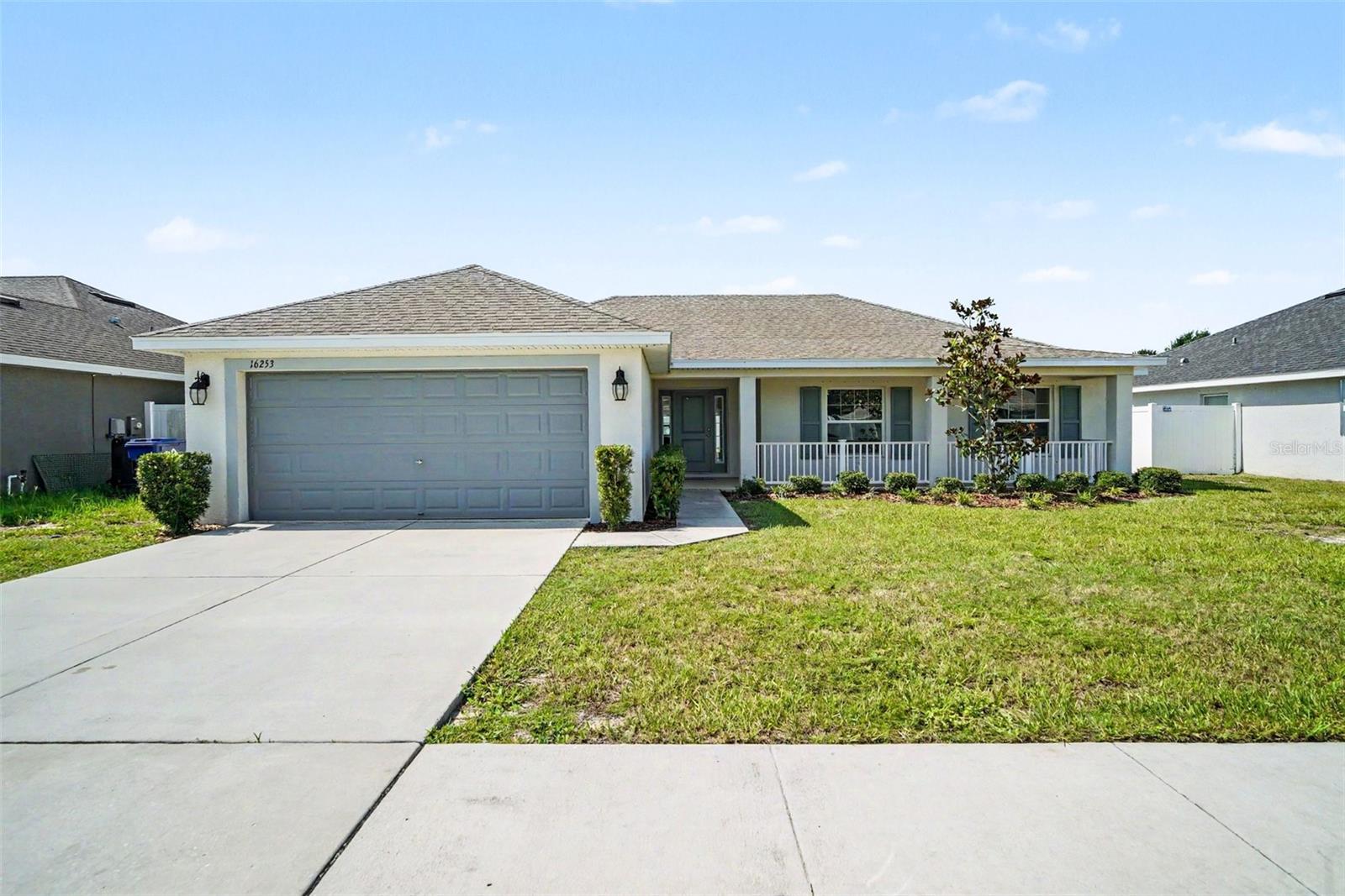 Single Family Residence in HUDSON, FL - Daniel Dourado