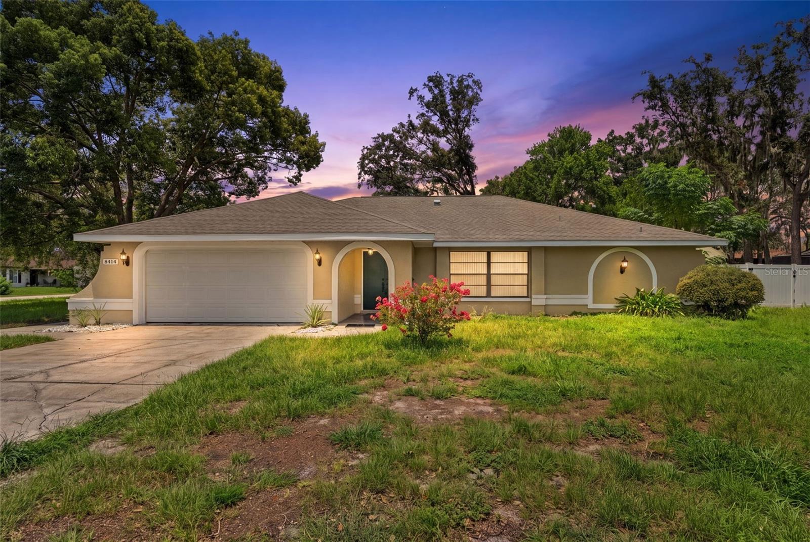 Single Family Residence em SPRING HILL, FL - Daniel Dourado