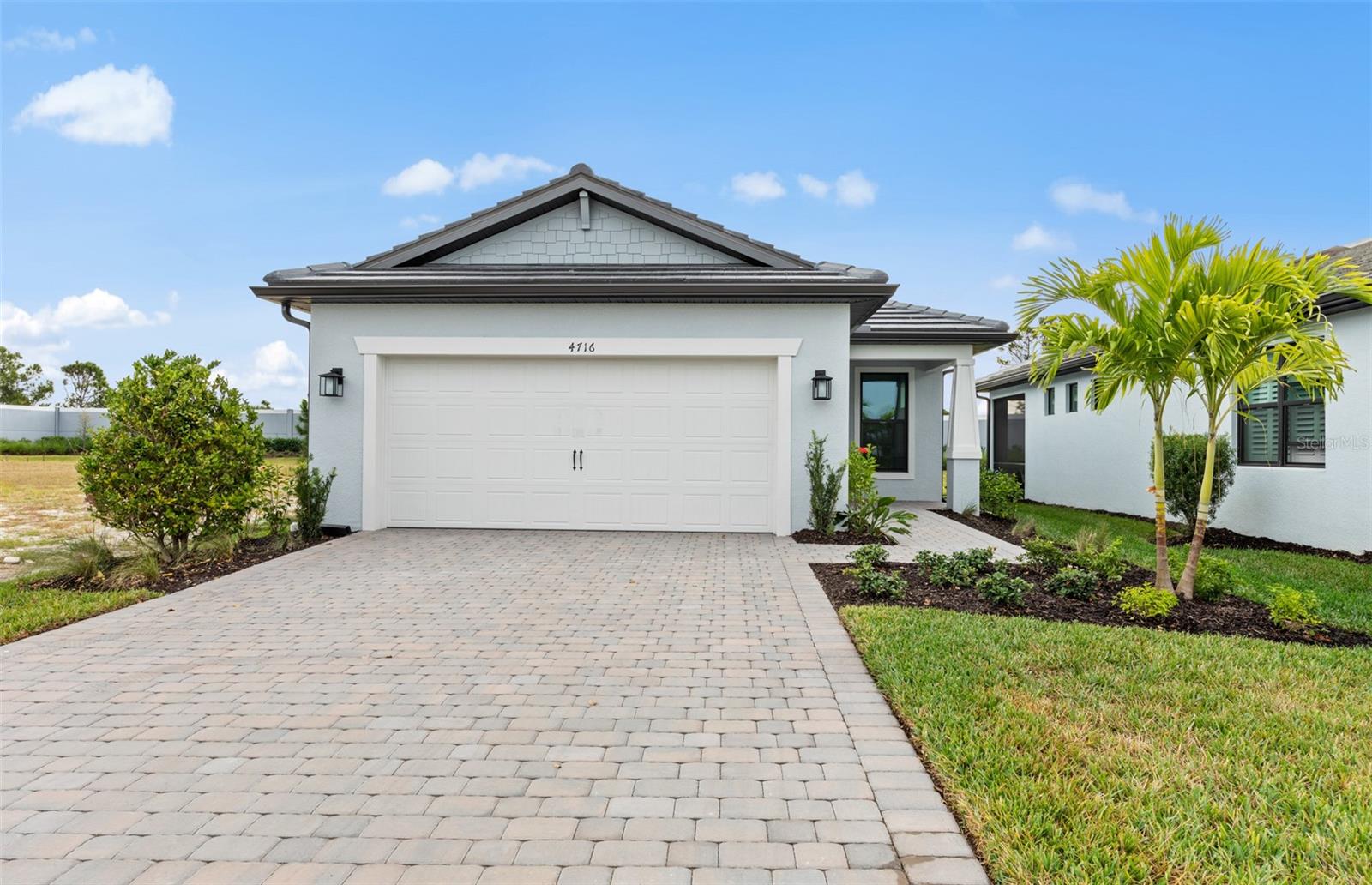 Single Family Residence in NORTH PORT, FL - Daniel Dourado