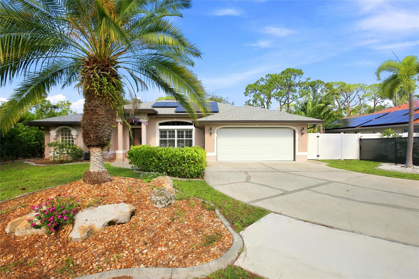 Single Family Residence em ENGLEWOOD, FL - Daniel Dourado