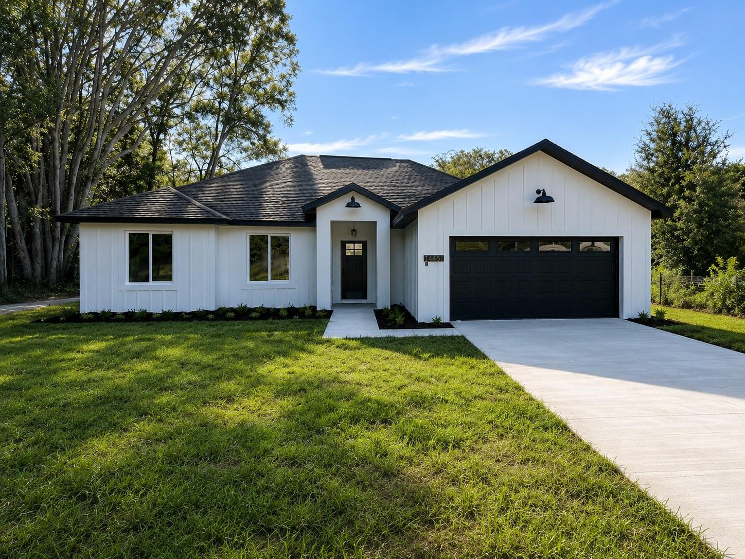 Single Family Residence em SUMMERFIELD, FL - Daniel Dourado