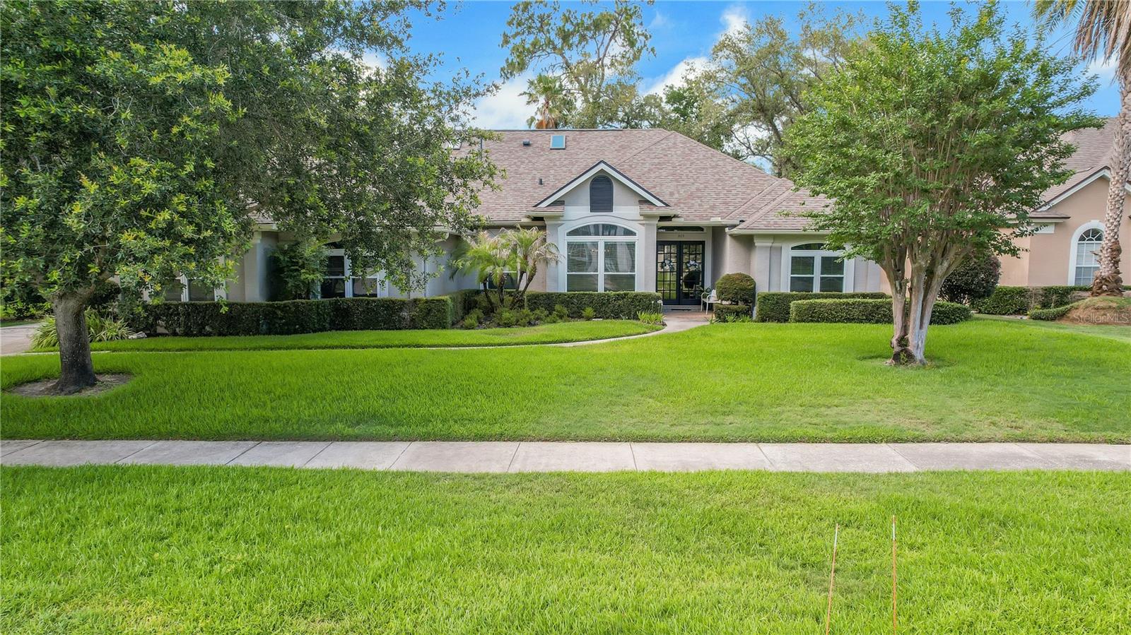 Single Family Residence in LAKE MARY, FL - Daniel Dourado