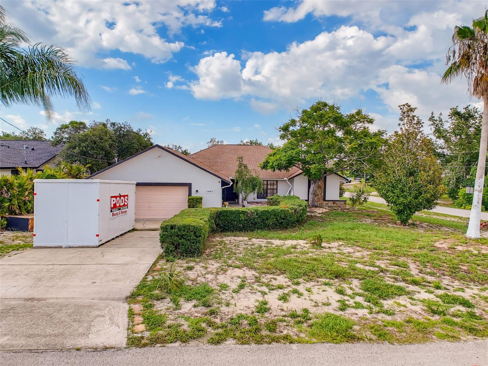 Single Family Residence em SPRING HILL, FL - Daniel Dourado