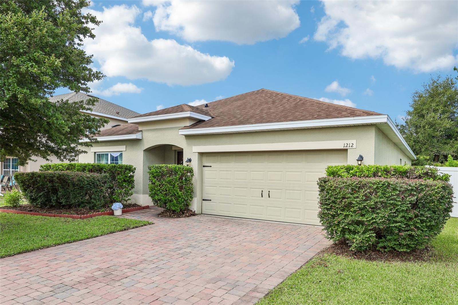 Single Family Residence em EUSTIS, FL - Daniel Dourado