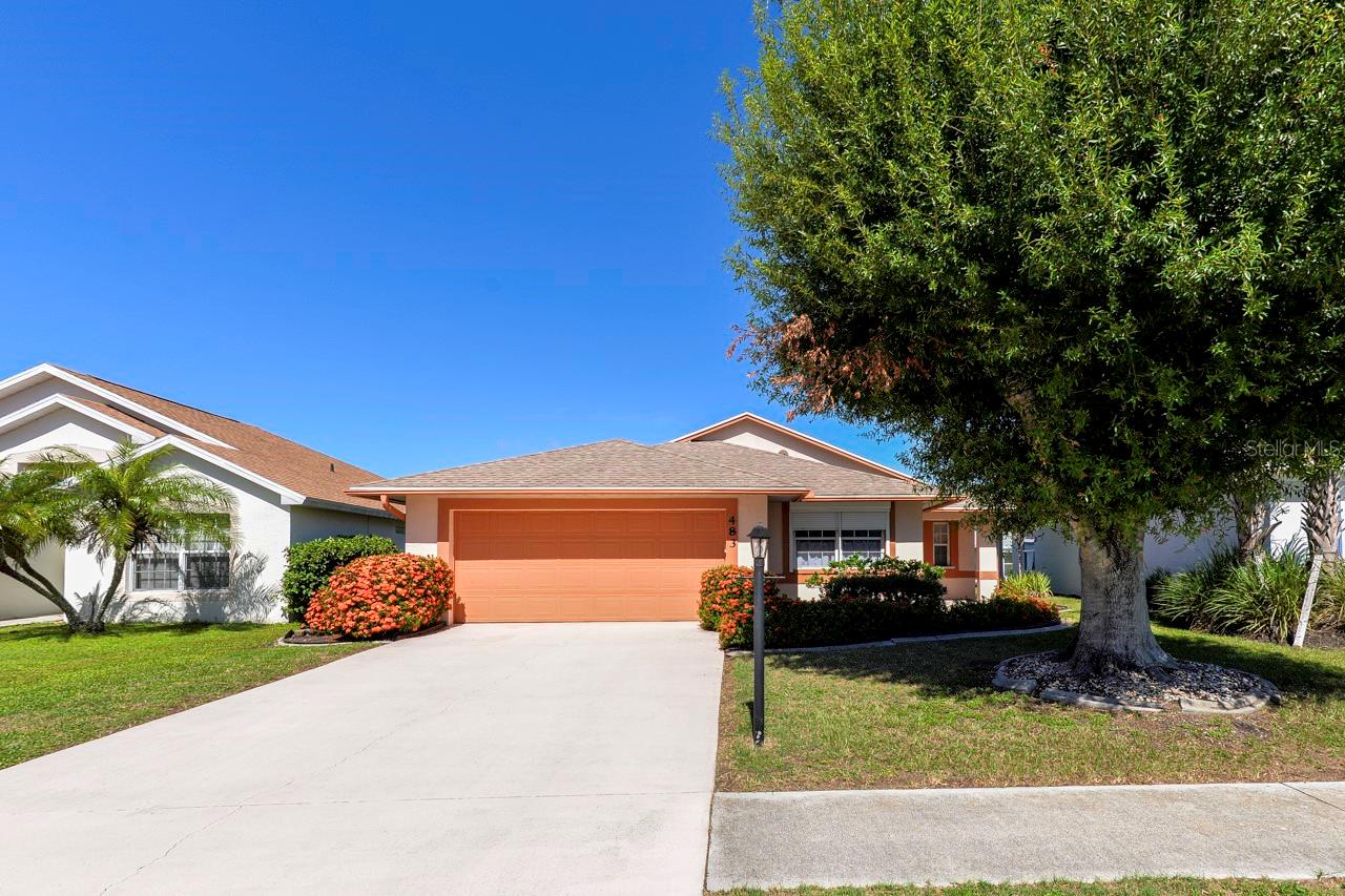 Single Family Residence in PORT CHARLOTTE, FL - Daniel Dourado