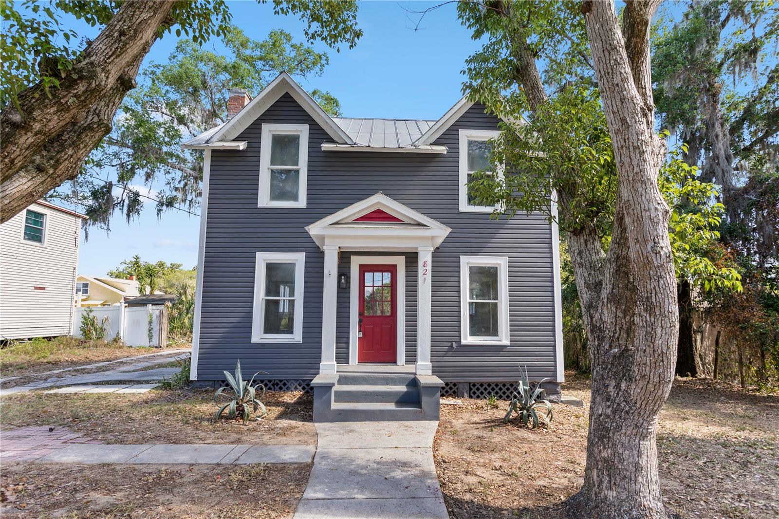 Single Family Residence em EUSTIS, FL - Daniel Dourado
