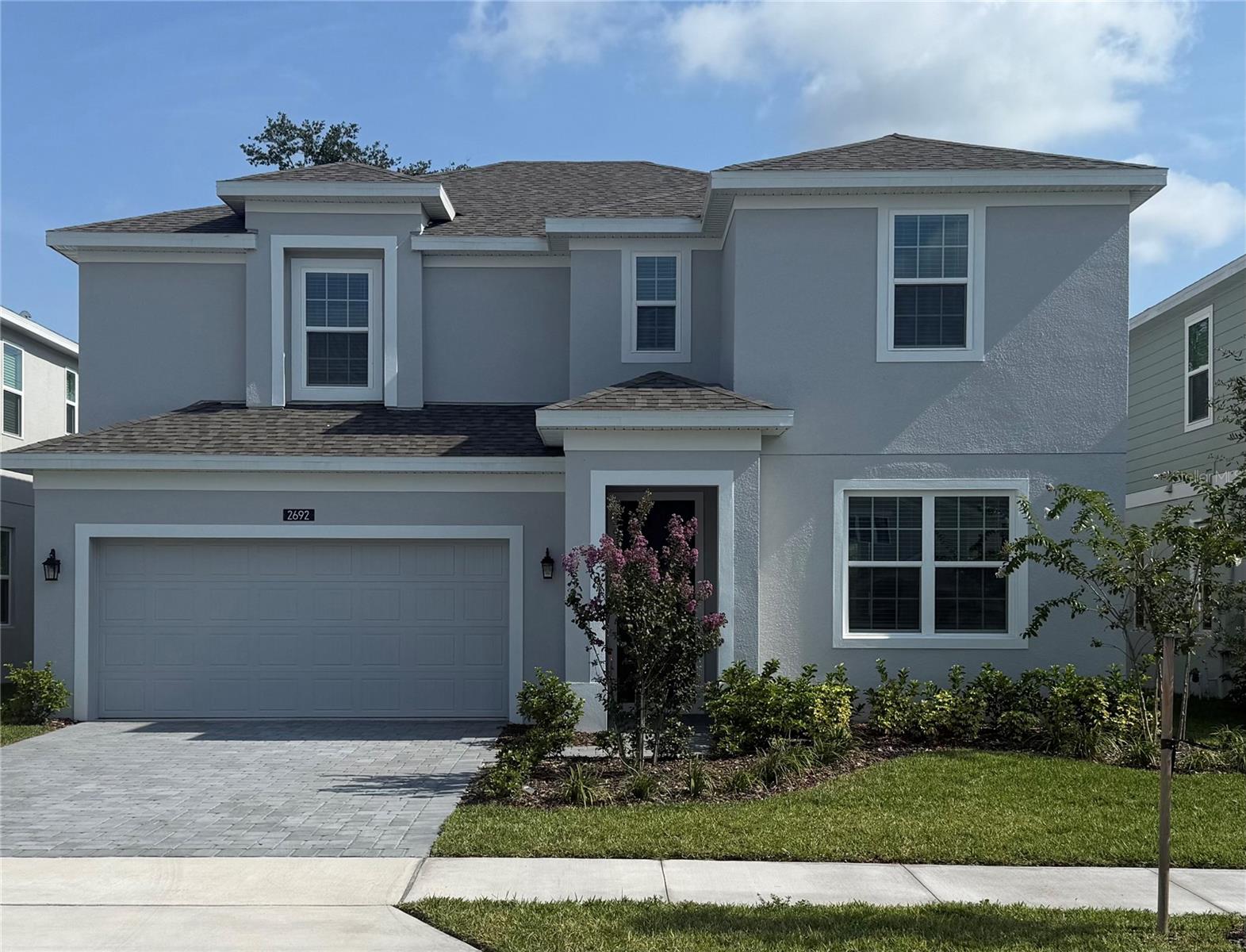 Single Family Residence in ORLANDO, FL - Daniel Dourado