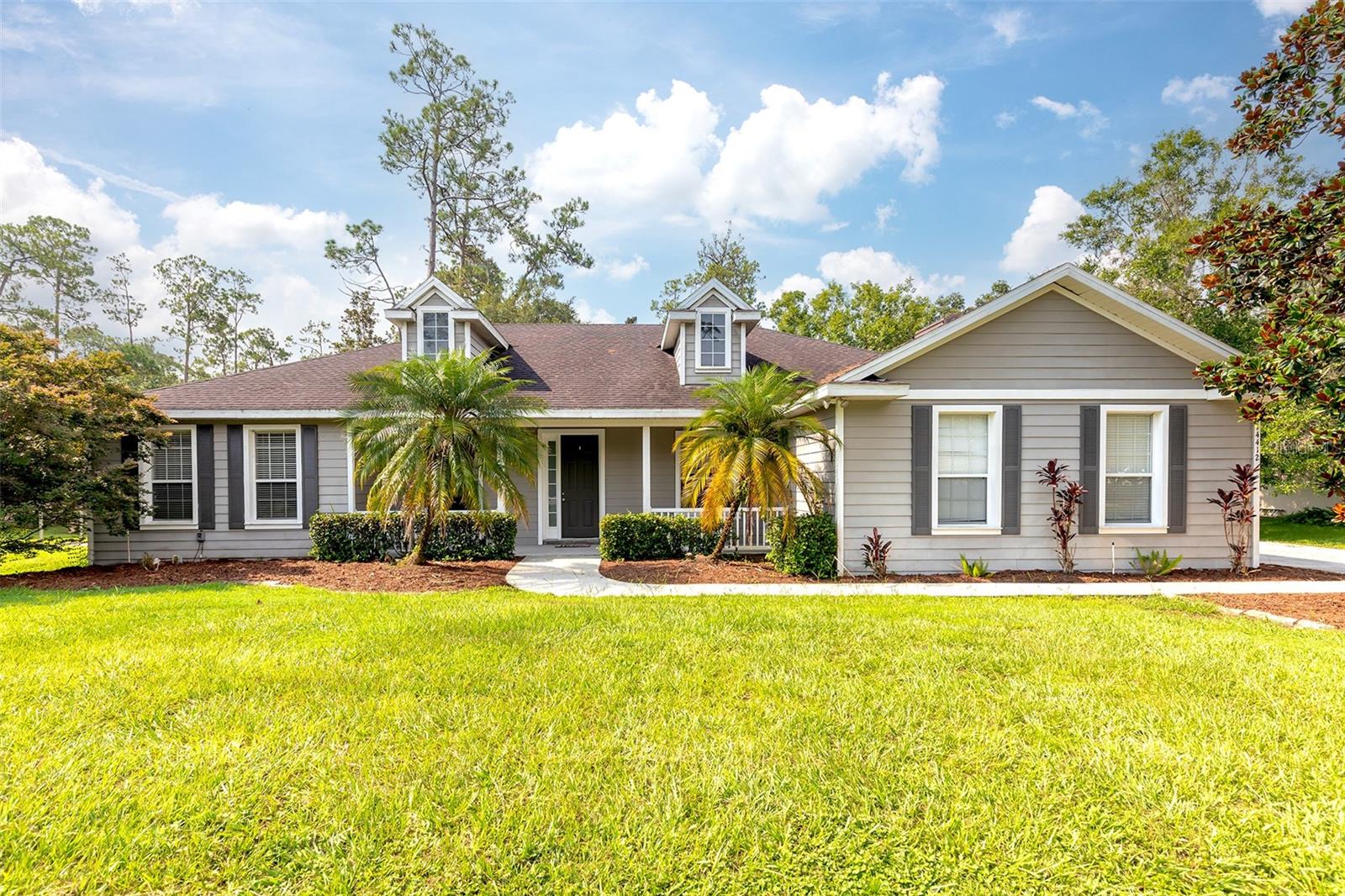 Single Family Residence in ORLANDO, FL - Daniel Dourado