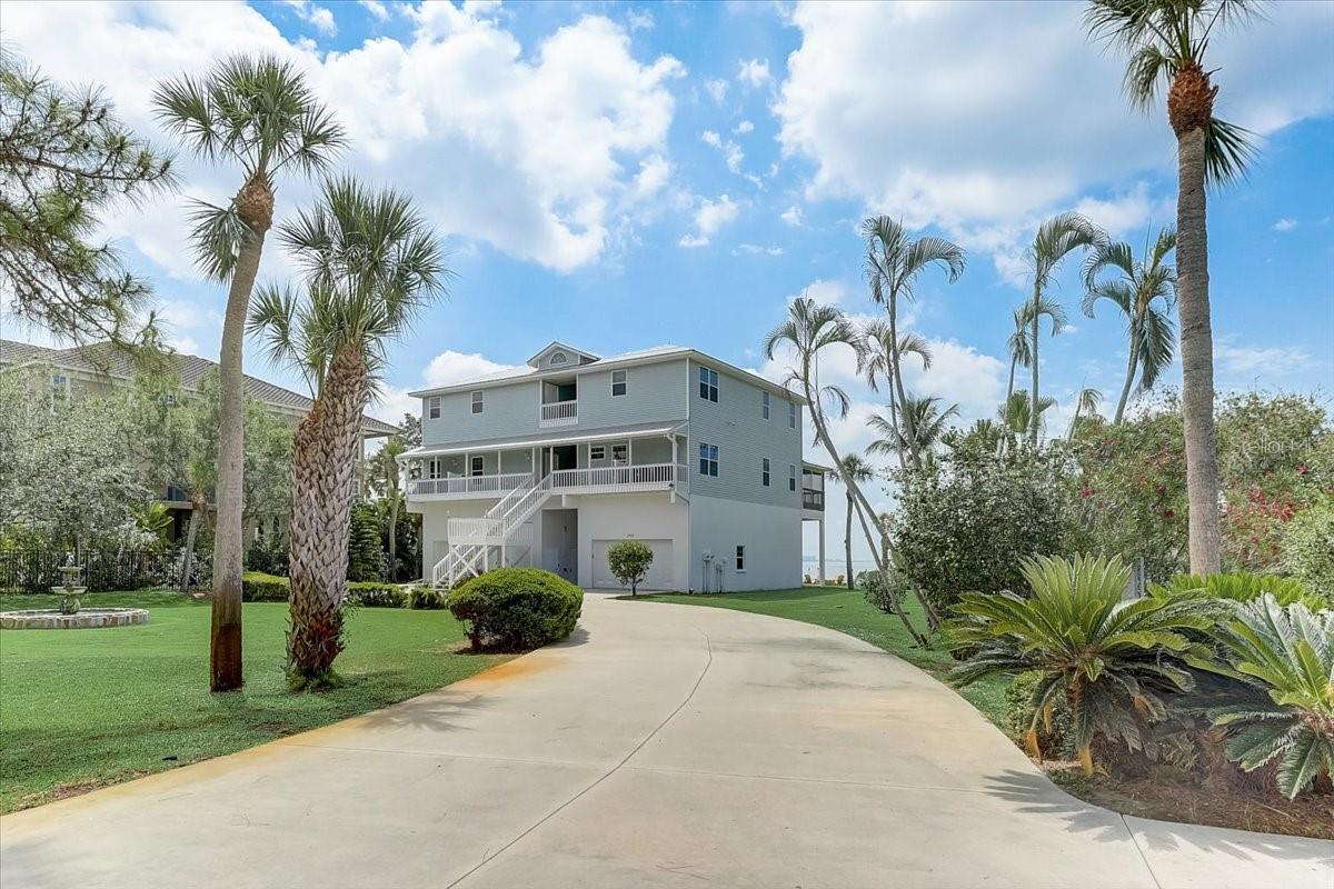 Condominium in BRADENTON, FL - Daniel Dourado